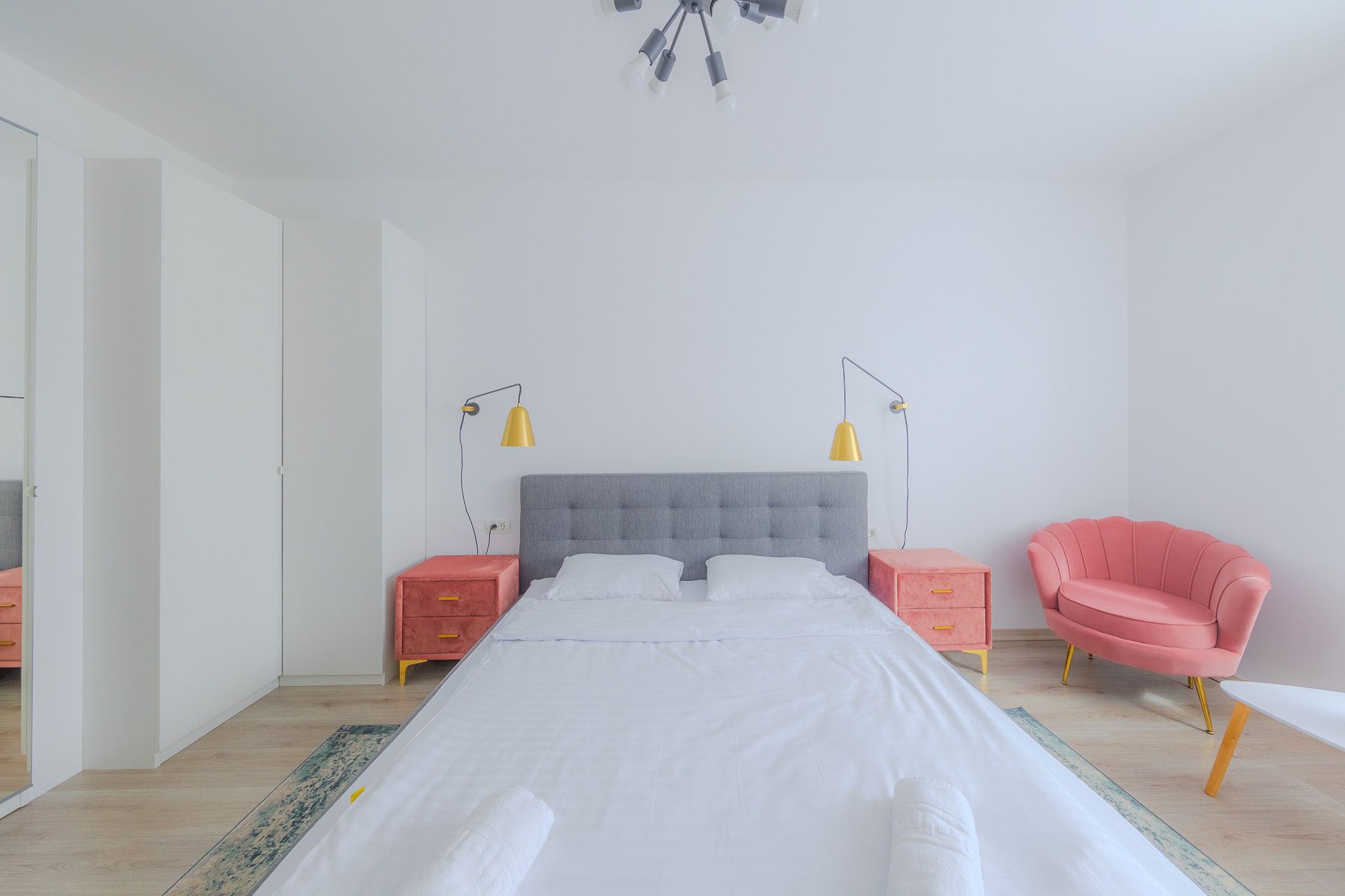 Apartament 3 camere, ultracentral, Oradea. 287 000 E. Comision 0 — fotografia 6