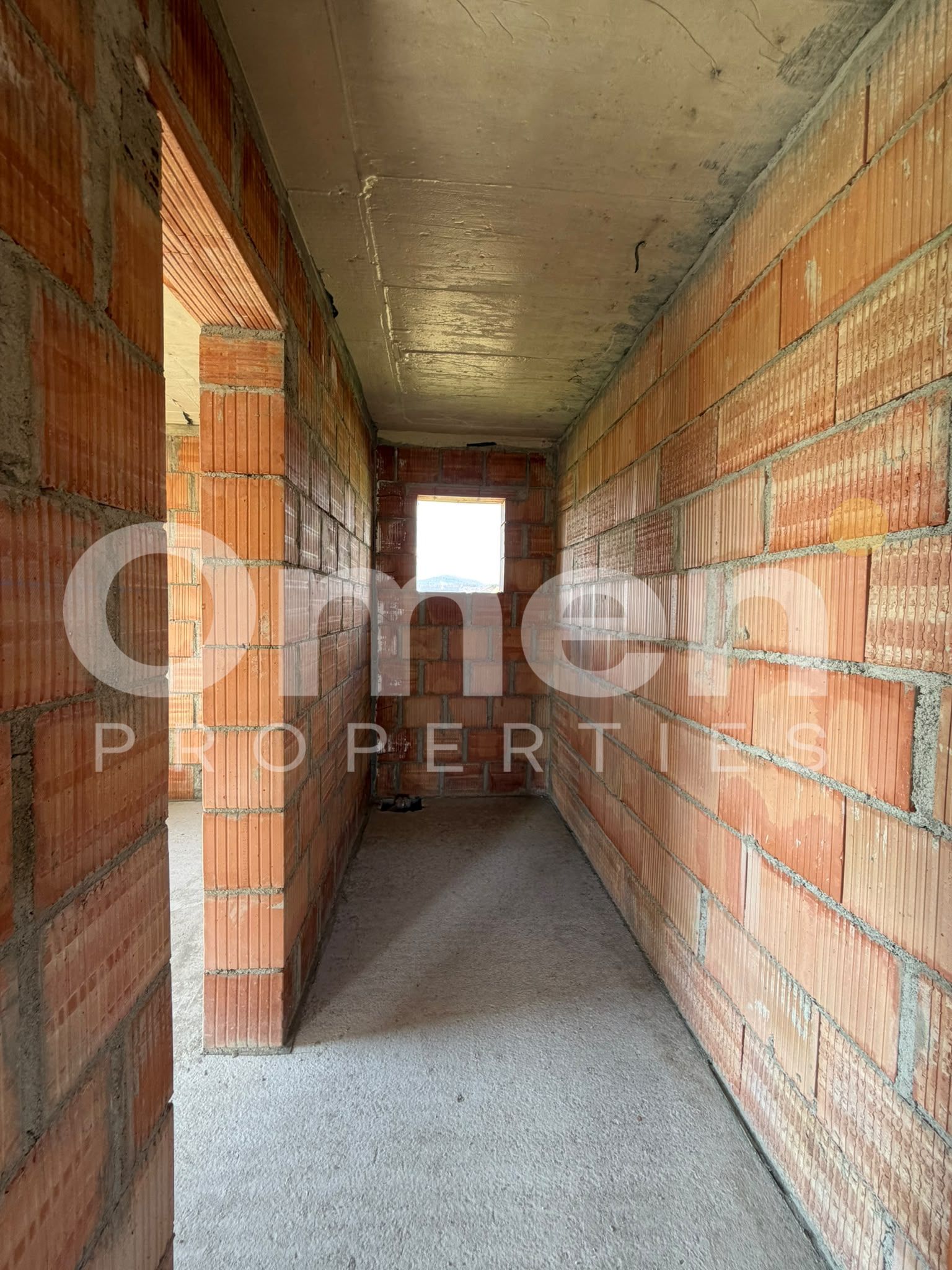 Casa la rosu de vanzare | 120 mp | 5 ari de teren | sat Sasar — fotografia 6