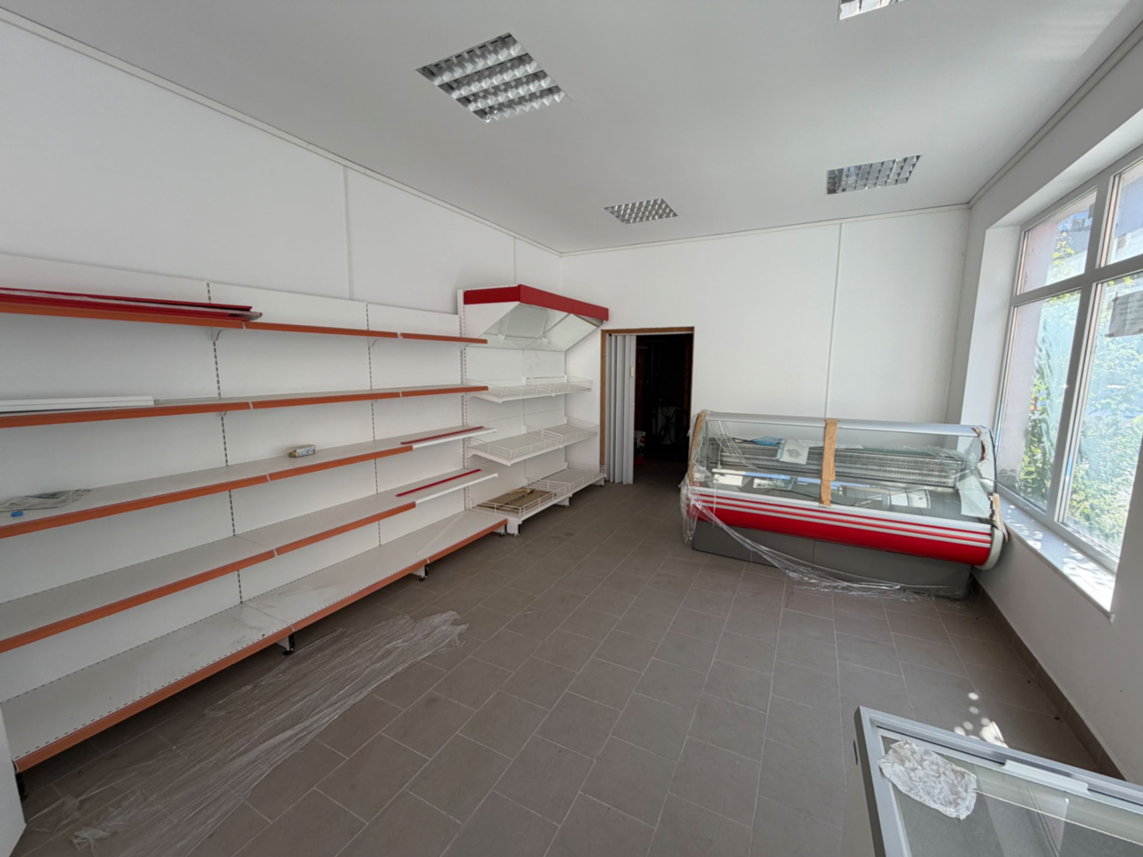 Spatiu Comercial de vanzare, Cugir