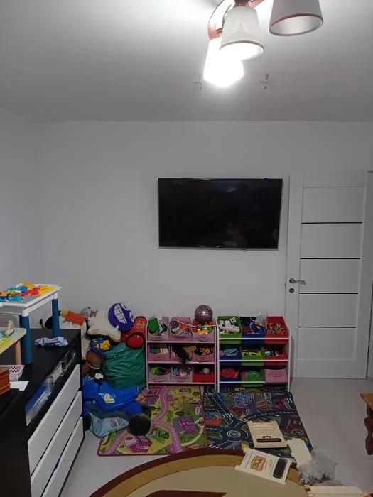 Apartament 3 camere, parter inalt, Stadion — fotografia 3