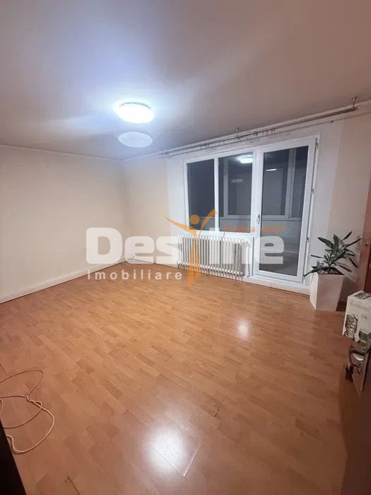 Rahova | 4 camere | 95mp | et 4 | bloc reabilitat | 110.000 euro