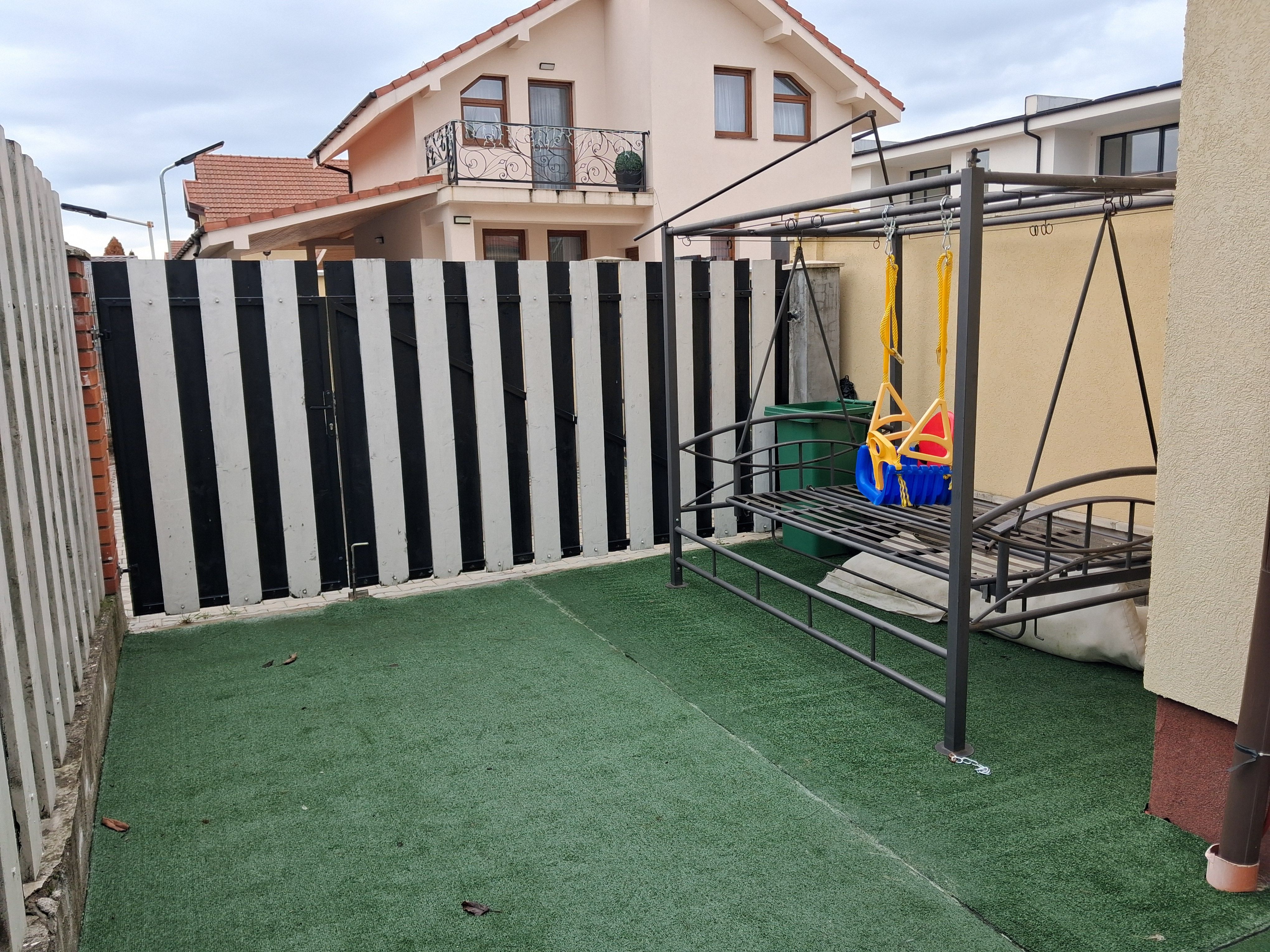 🏡 BRASADAS vinde U R G E N T  DUPLEX in cart. PRIETENIA. — fotografia 3