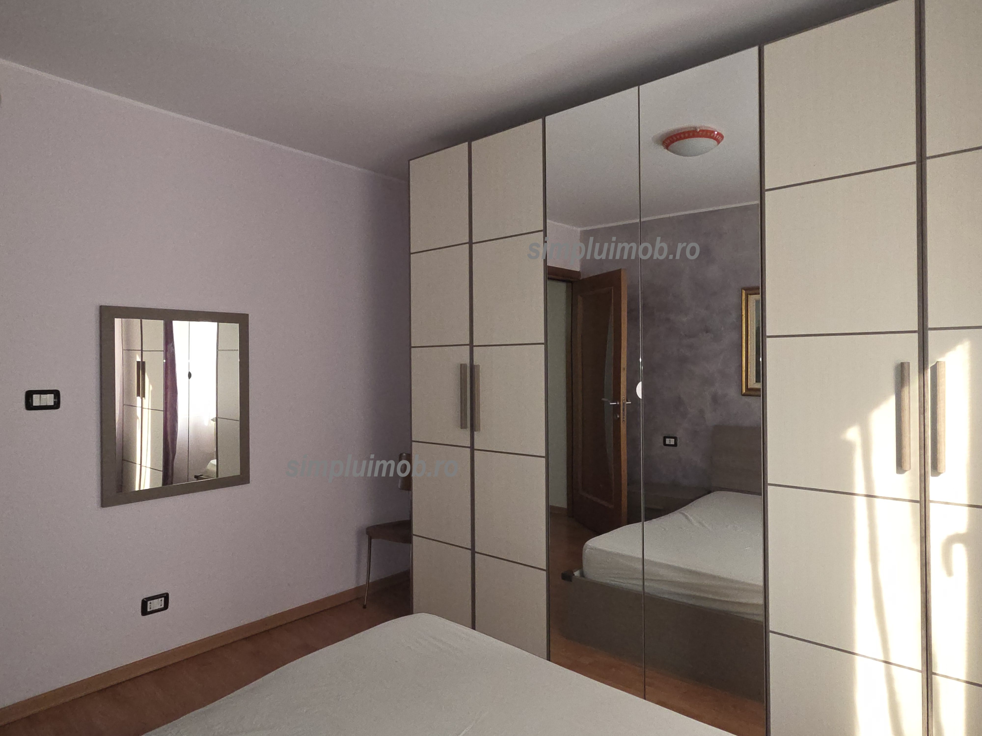 3 camere 66 mp metrou Piata Sudului etaj 3/8 Sector 4 — fotografia 9
