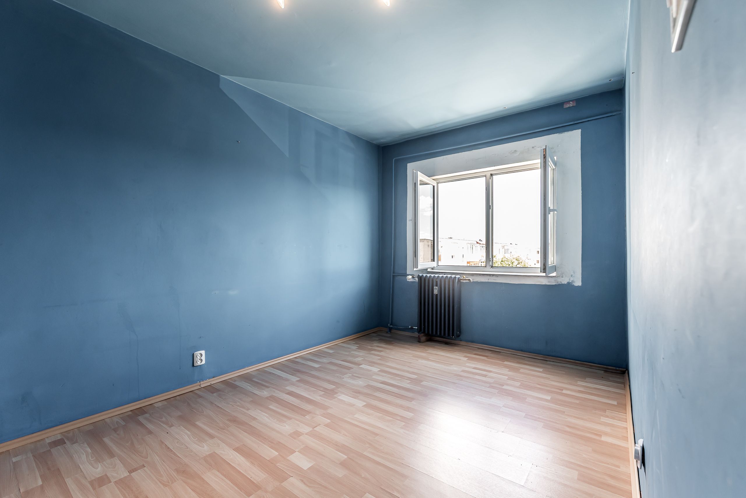 PRET NOU! Apartament 2 camere - 70 mp - Micalaca 700 - COMISION 0 — fotografia 3