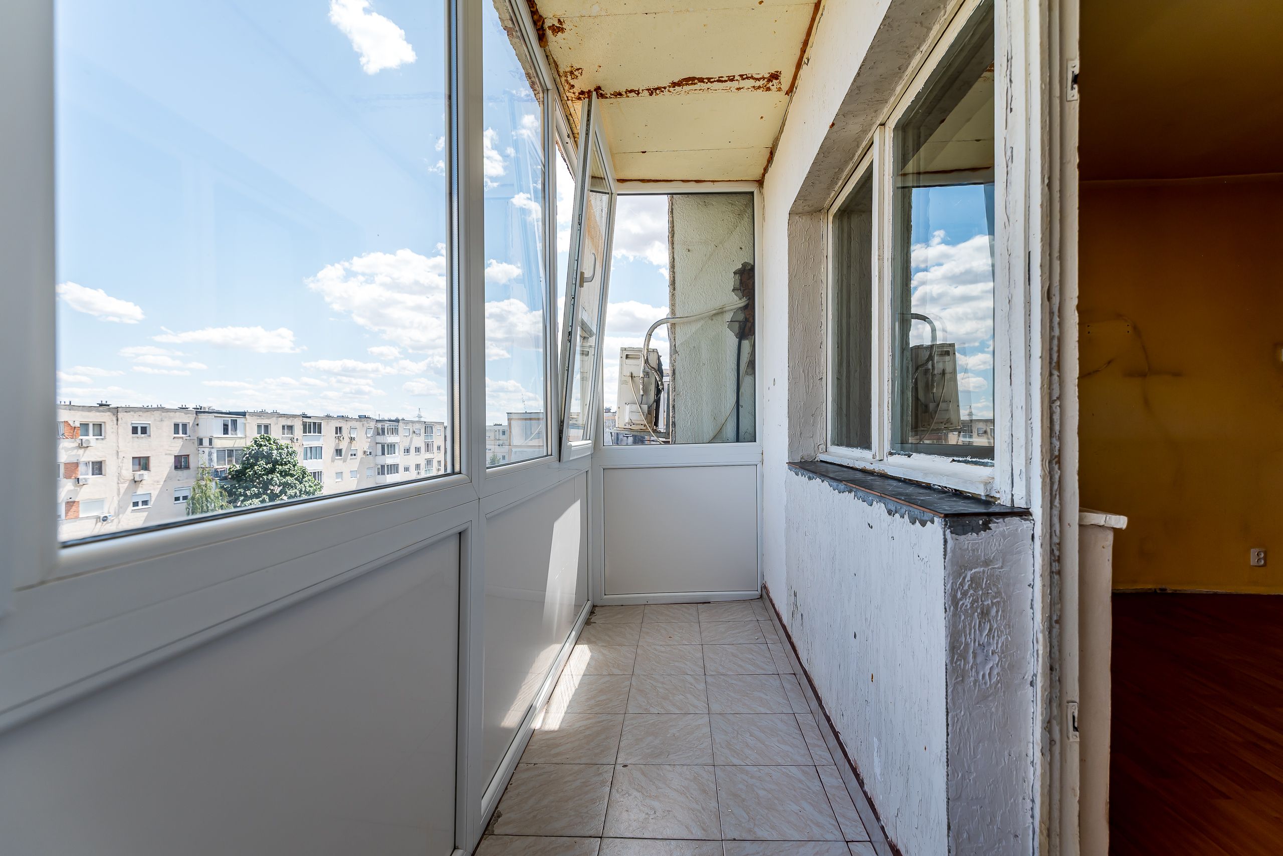 PRET NOU! Apartament 2 camere - 70 mp - Micalaca 700 - COMISION 0 — fotografia 5