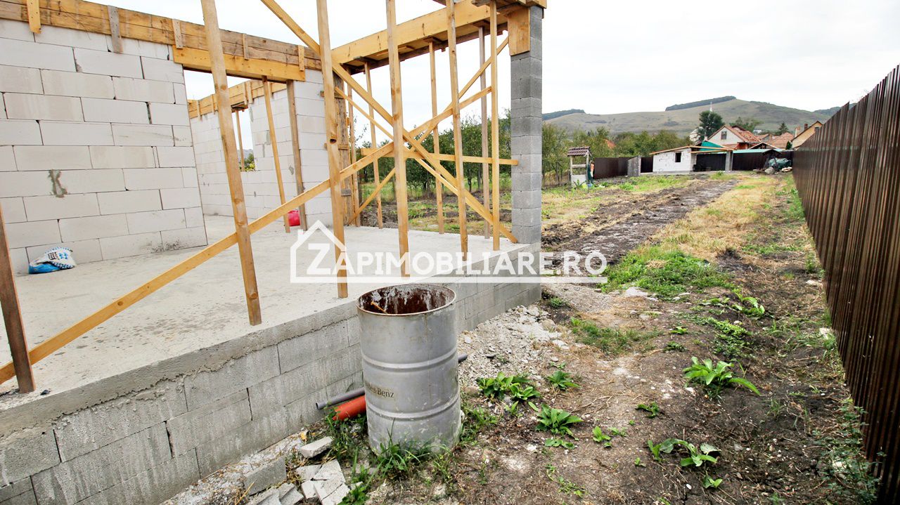 Casa 5 camere pe 1 nivel cu garaj si gard 176mp,1400mp teren — fotografia 17