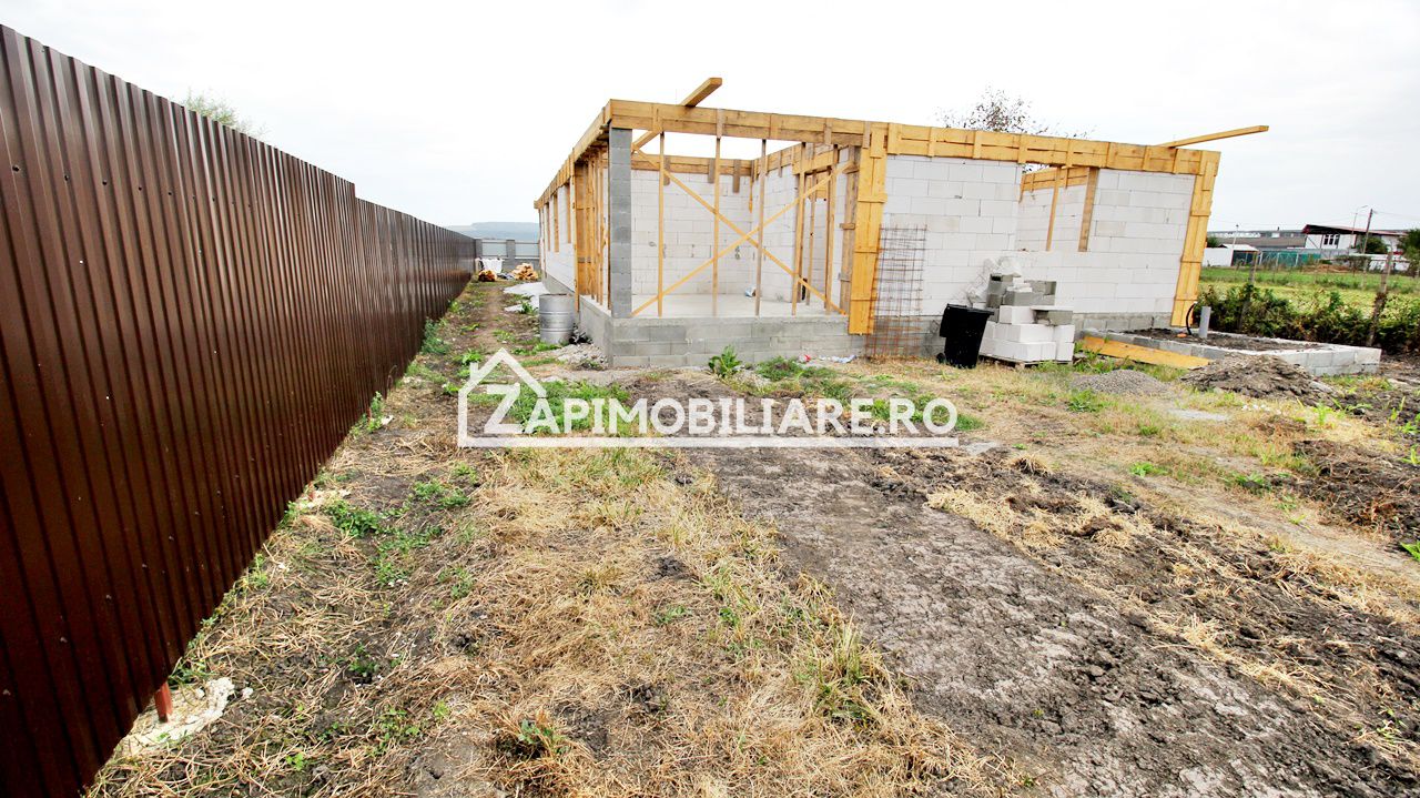 Casa 5 camere pe 1 nivel cu garaj si gard 176mp,1400mp teren — fotografia 19