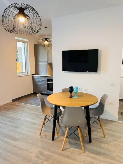 Apartament cu 2 camere de închiriat – Grădină proprie — fotografia 3