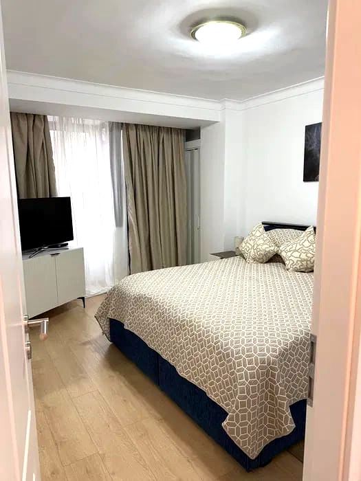 2 camere | Rond Alba Iulia | Vedere stradală | Renovare premium — fotografia 3