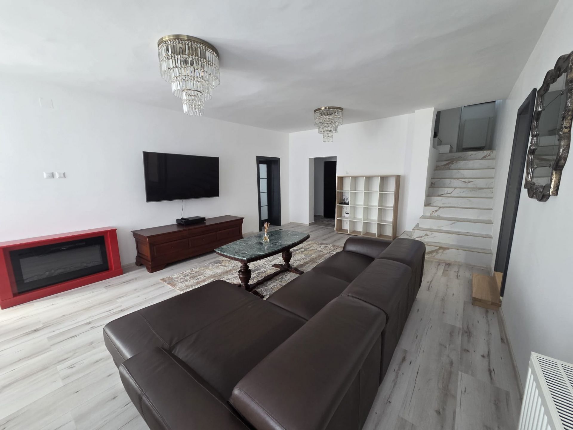Vilă de lux REDIU | 6 camere, 405mp utili, 1500 mp teren, loc parcare — fotografia 7