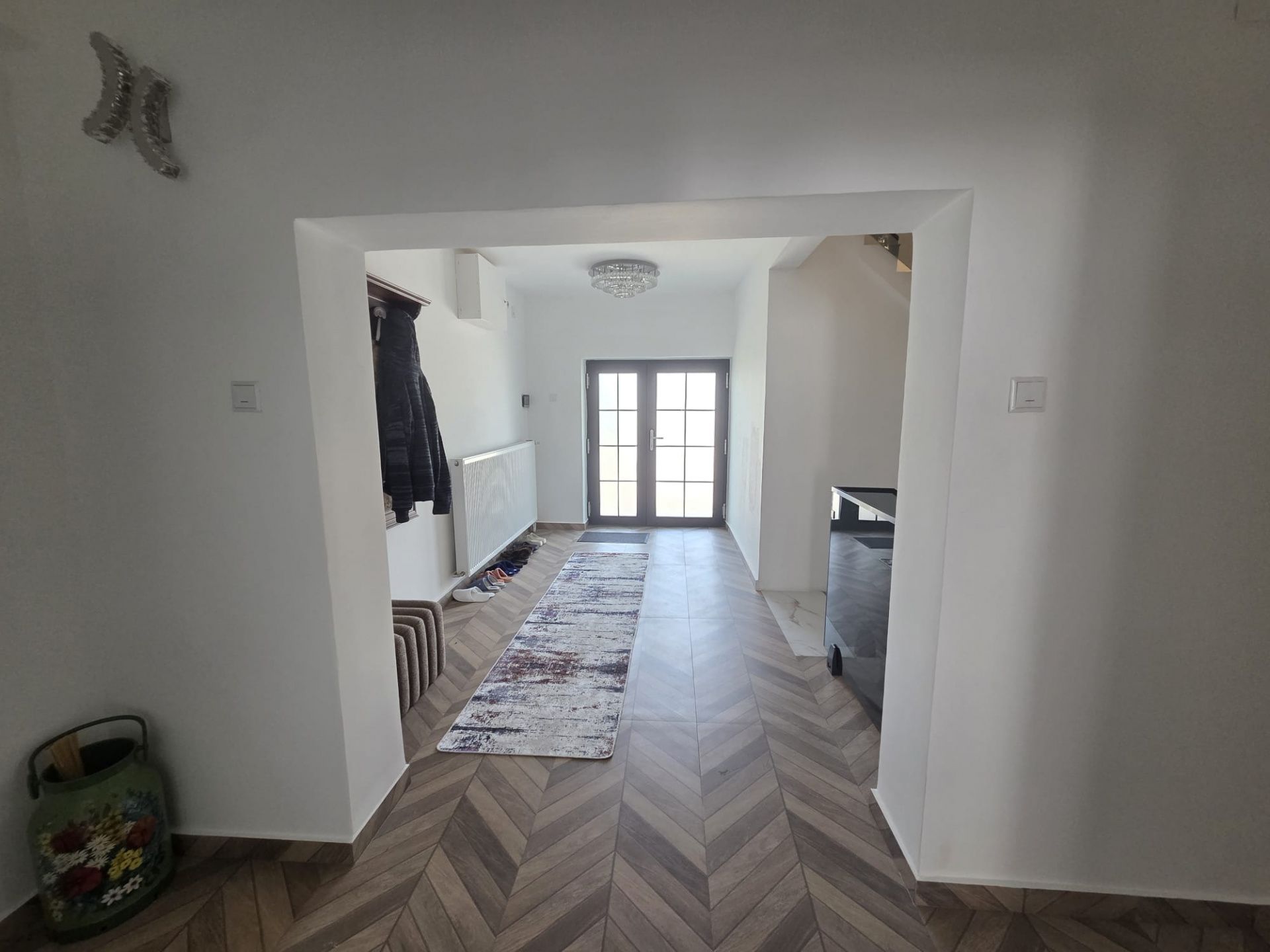 Vilă de lux REDIU | 6 camere, 405mp utili, 1500 mp teren, loc parcare — fotografia 9
