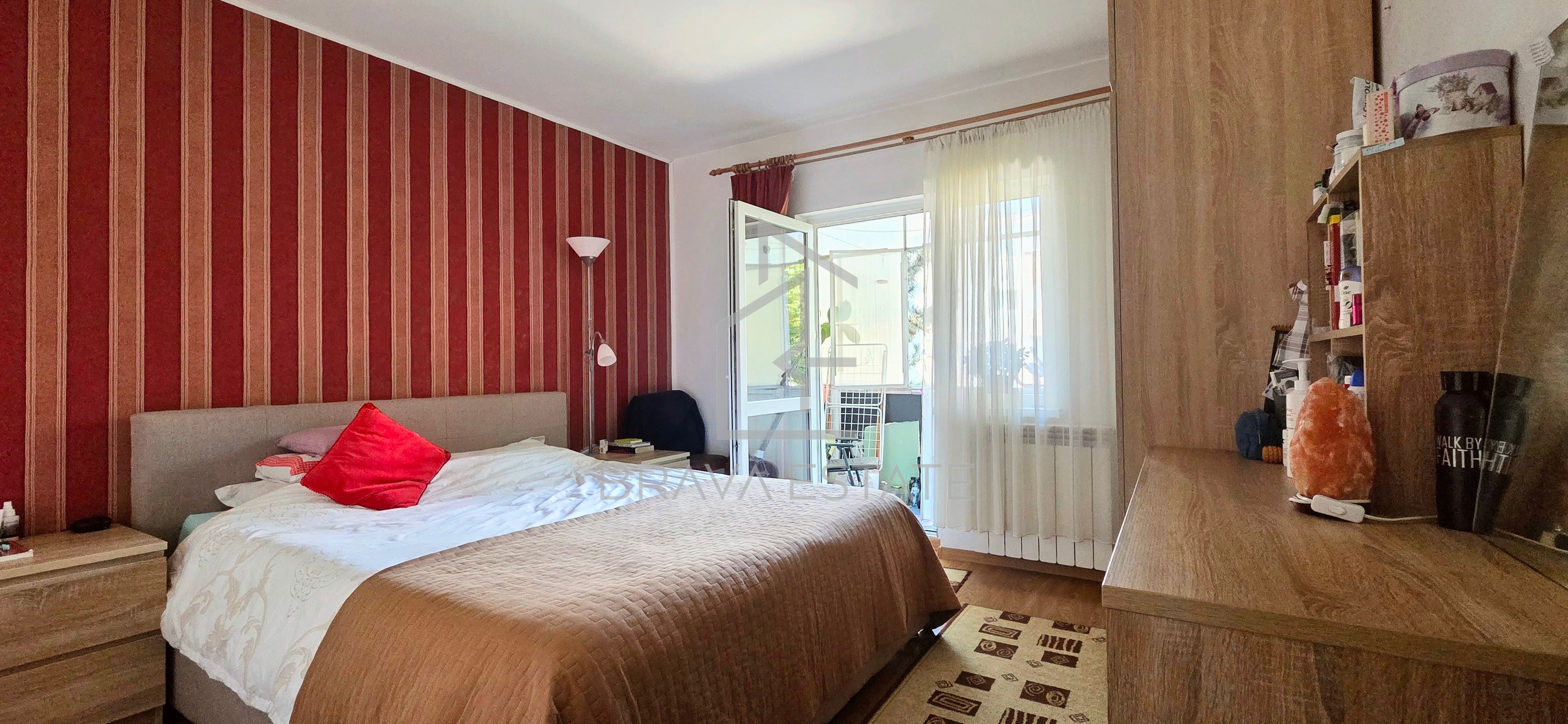 Apartament decomandat cu 4 camere în Plopilor, finisat modern — fotografia 3