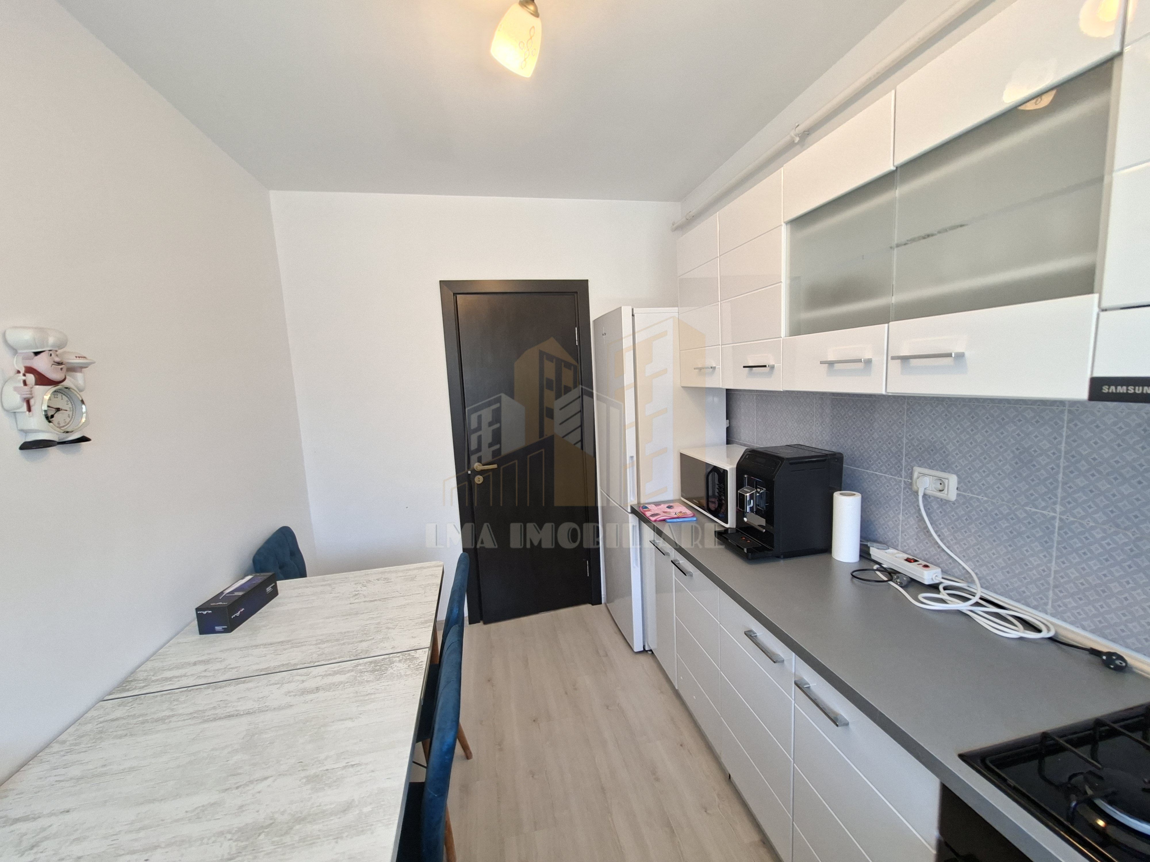 Apartament 2 camere decomandat Subcetate City Sanpetru Brasov — fotografia 4