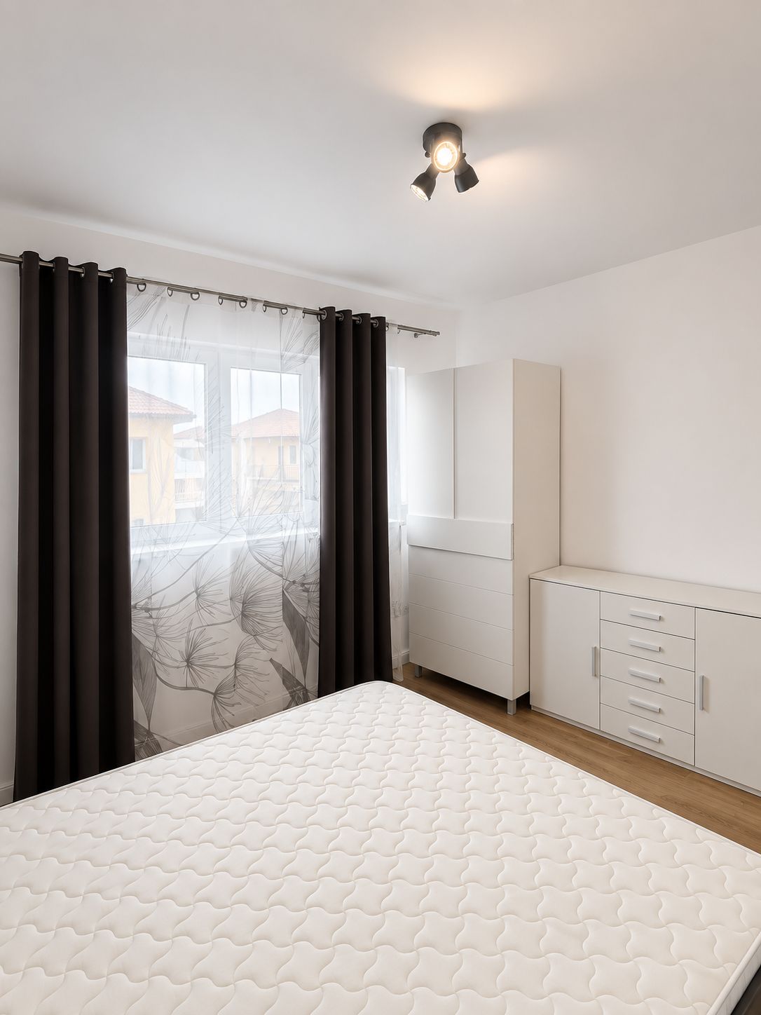Apartament modern cu 2 camere decomandate, situat în Dumbrăvița — fotografia 12