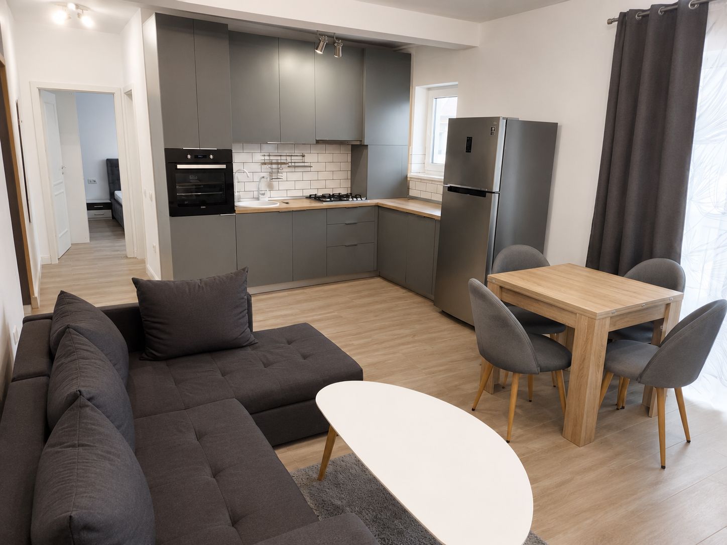 Apartament modern cu 2 camere decomandate, situat în Dumbrăvița — fotografia 3