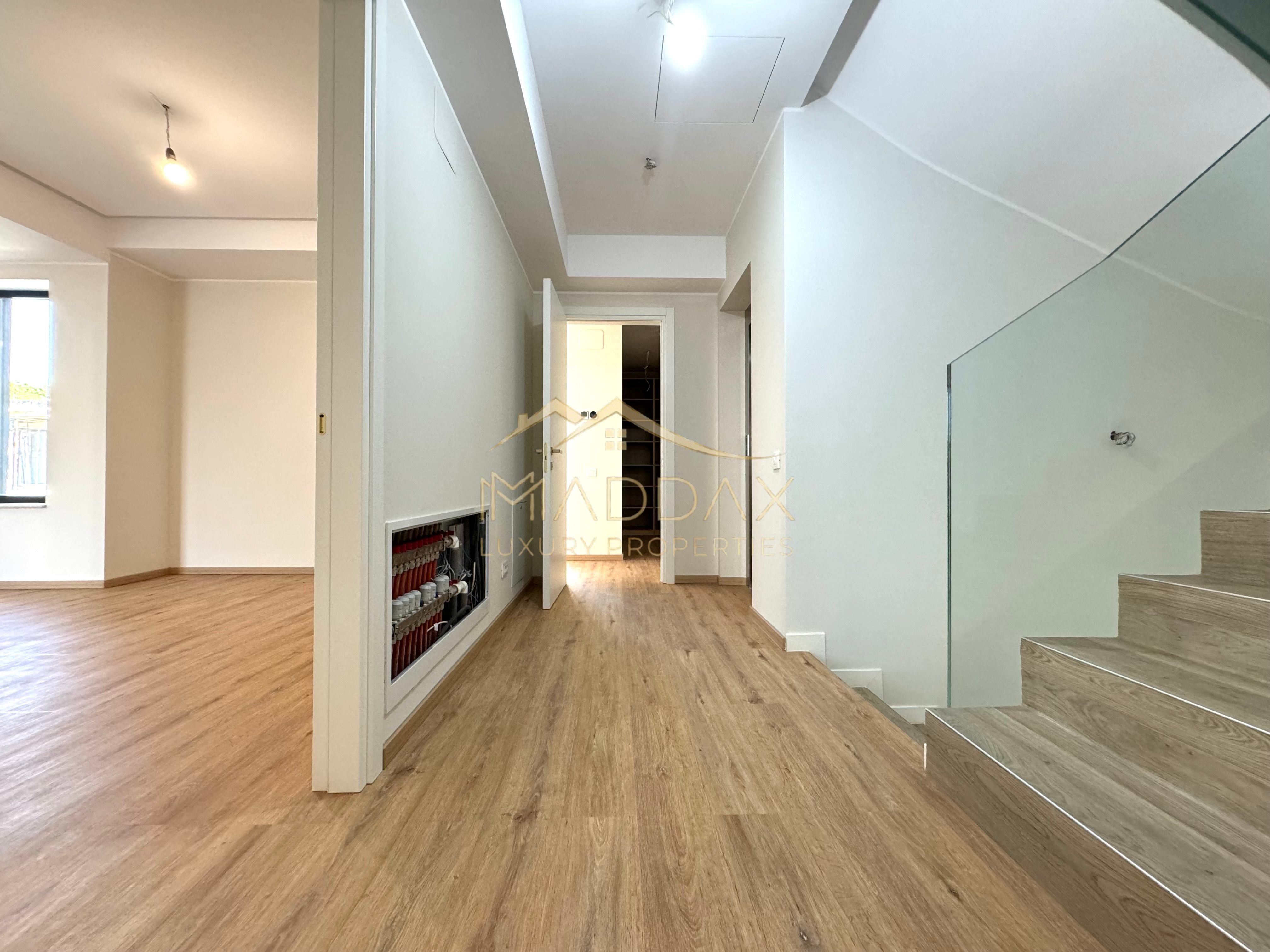 Vila SMART_LUX**Lift interior**P+2**5 Camere//Pipera — fotografia 5