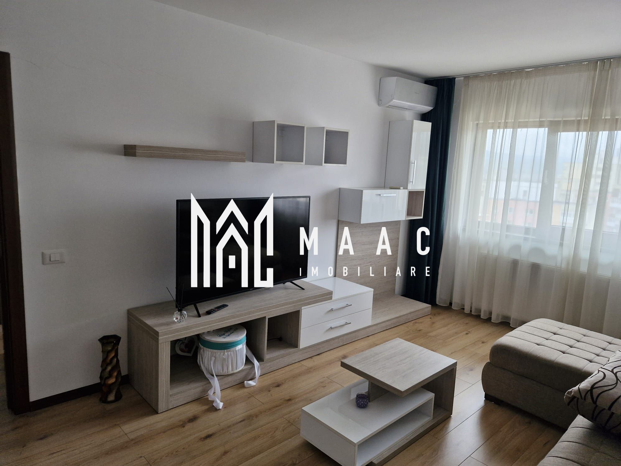 Apartament 2 camere de vânzare | Piața Simian, Râmnicu Vâlcea — fotografia 2