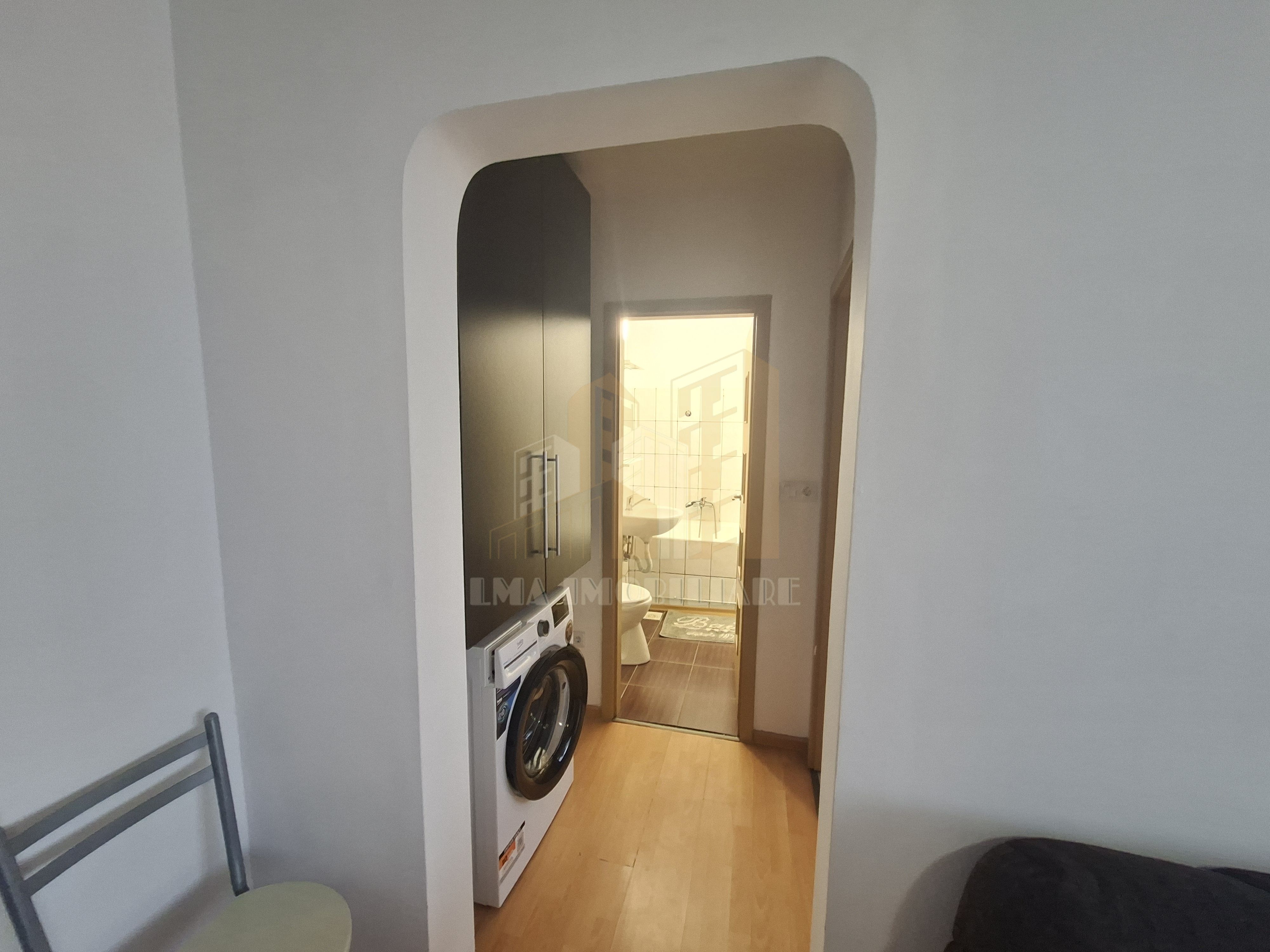 Apartament 2 camere semidecomandat Saturn  Brasov — fotografia 6