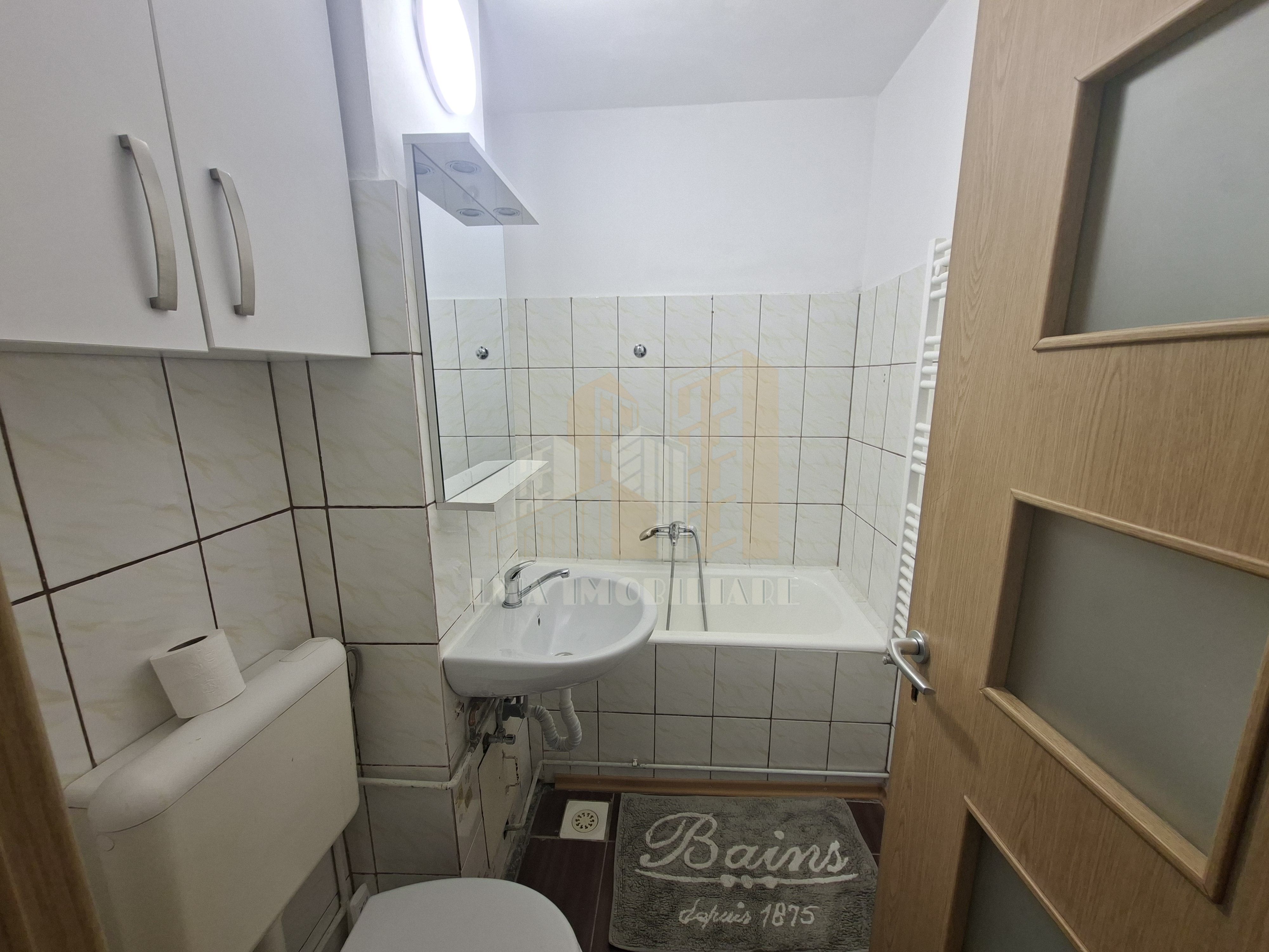 Apartament 2 camere semidecomandat Saturn  Brasov — fotografia 7