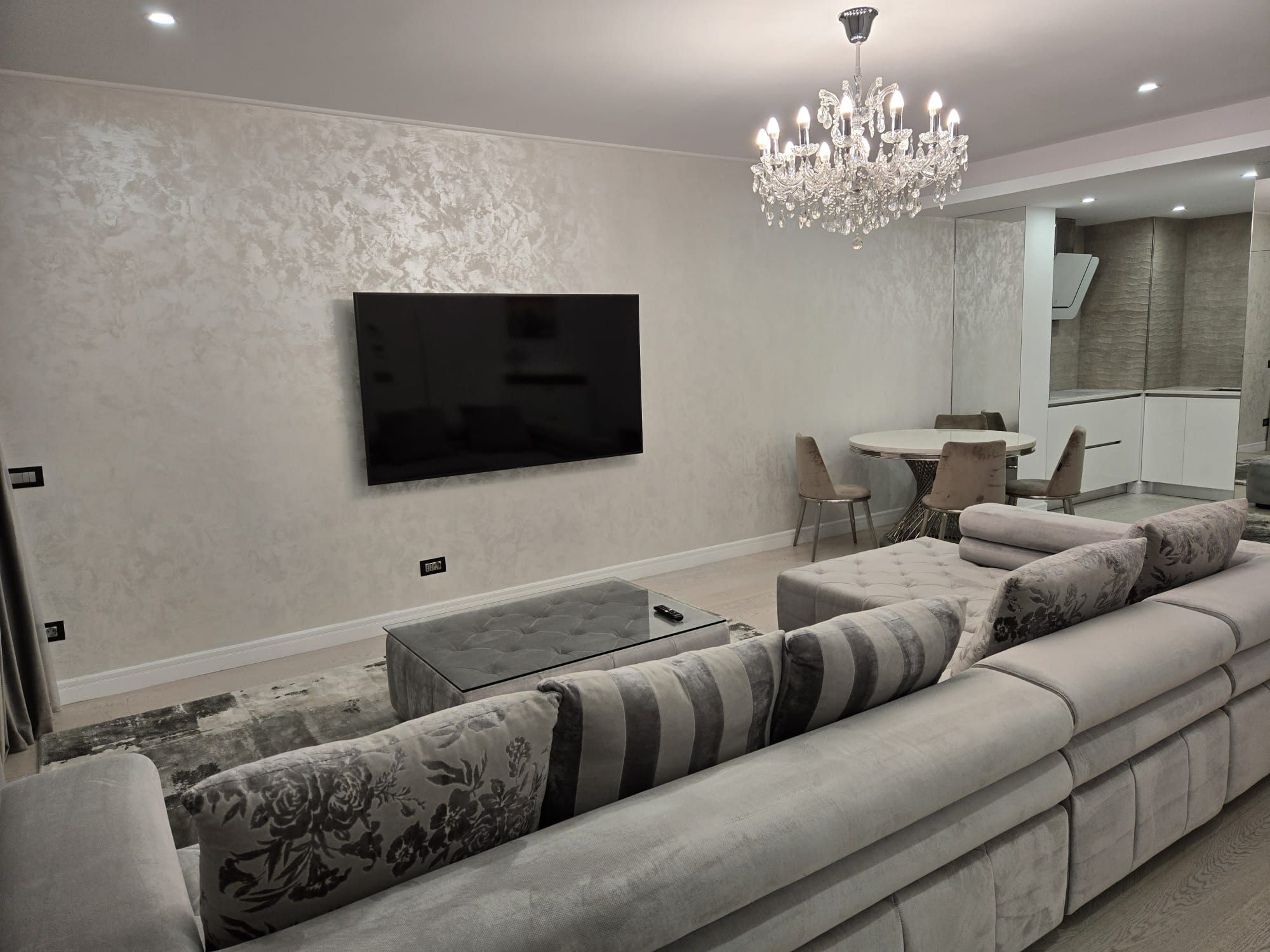 Cortina Residence | Apartament exclusivist | Terasa 21 mp | Lux — fotografia 3