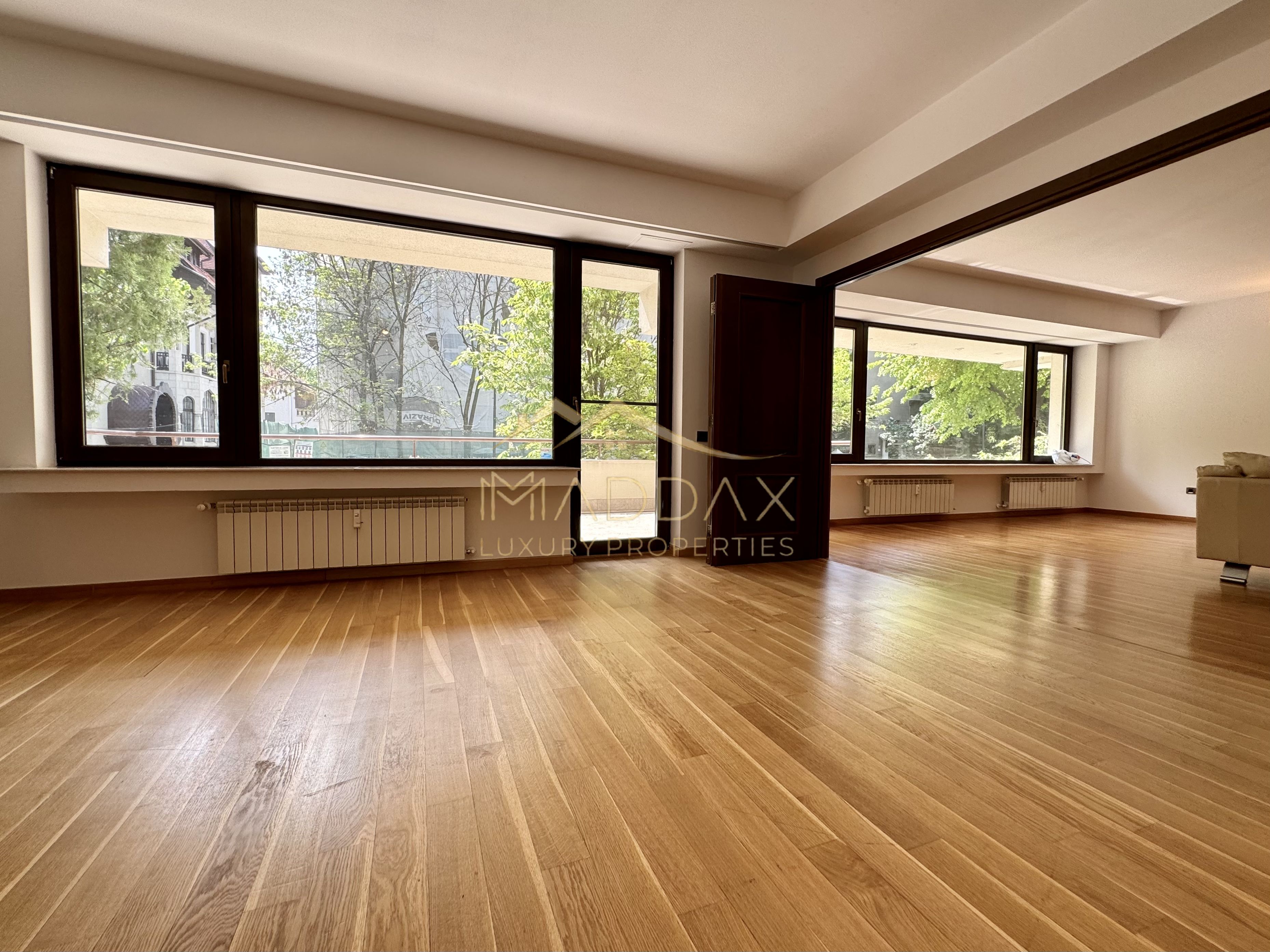Apartament cu 4 camere 250mp* 2 parcări subterane / Dorobanti-Capitale — fotografia 16