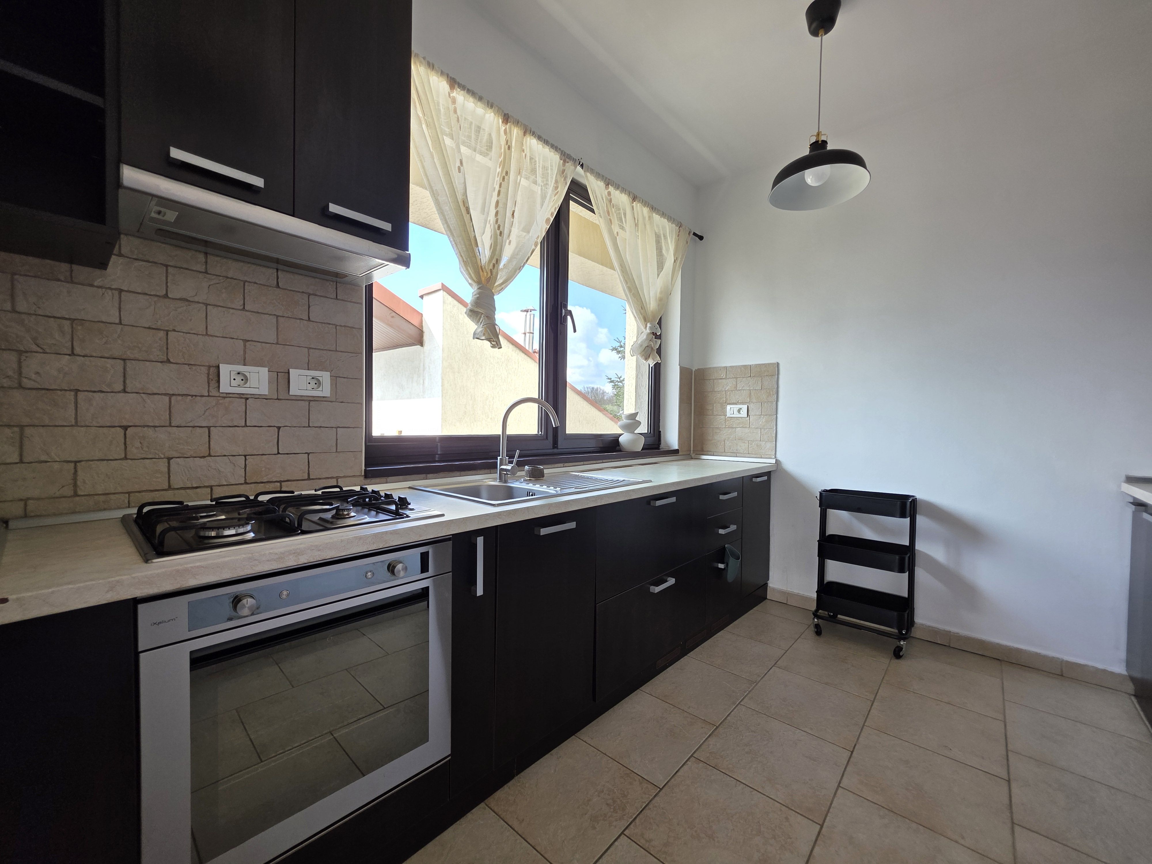 Inchiriere apartament 3 camere, 2 parcari in Iancu Nicolae! — fotografia 5