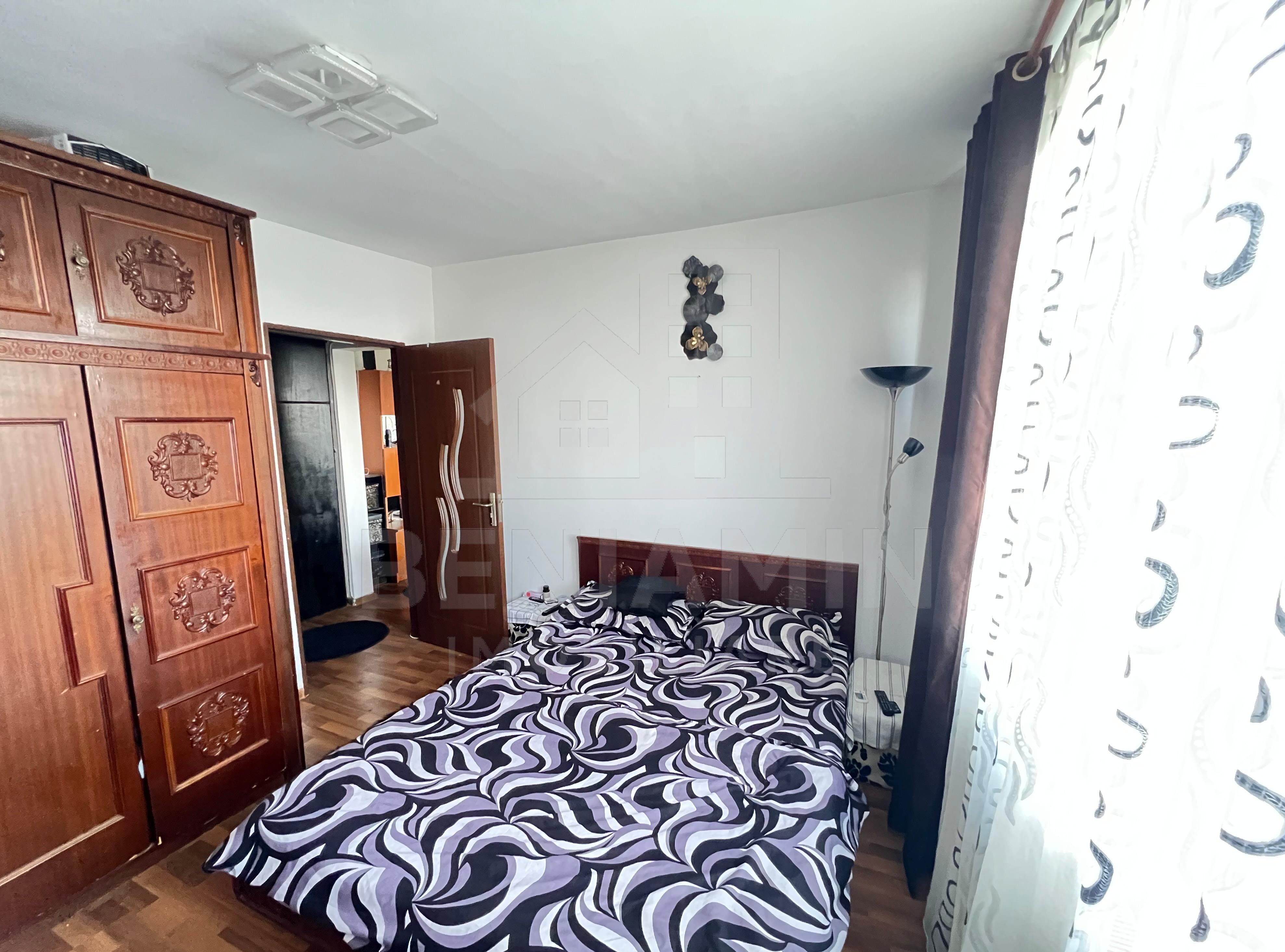 2Camere-50mp-Mobilat-Utilat-Centrala-Parcare-Lift Nou-Bd.Saturn-Astra — fotografia 3
