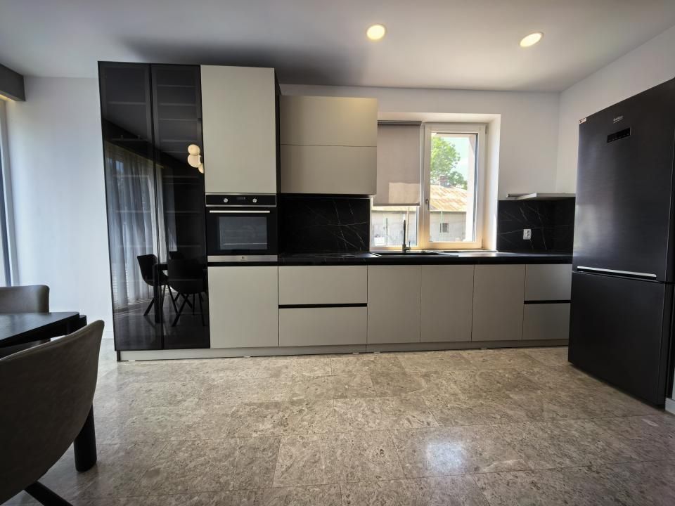 Casă individuală 4 camere D+P+1 133 mp mobilată și utilată — fotografia 11