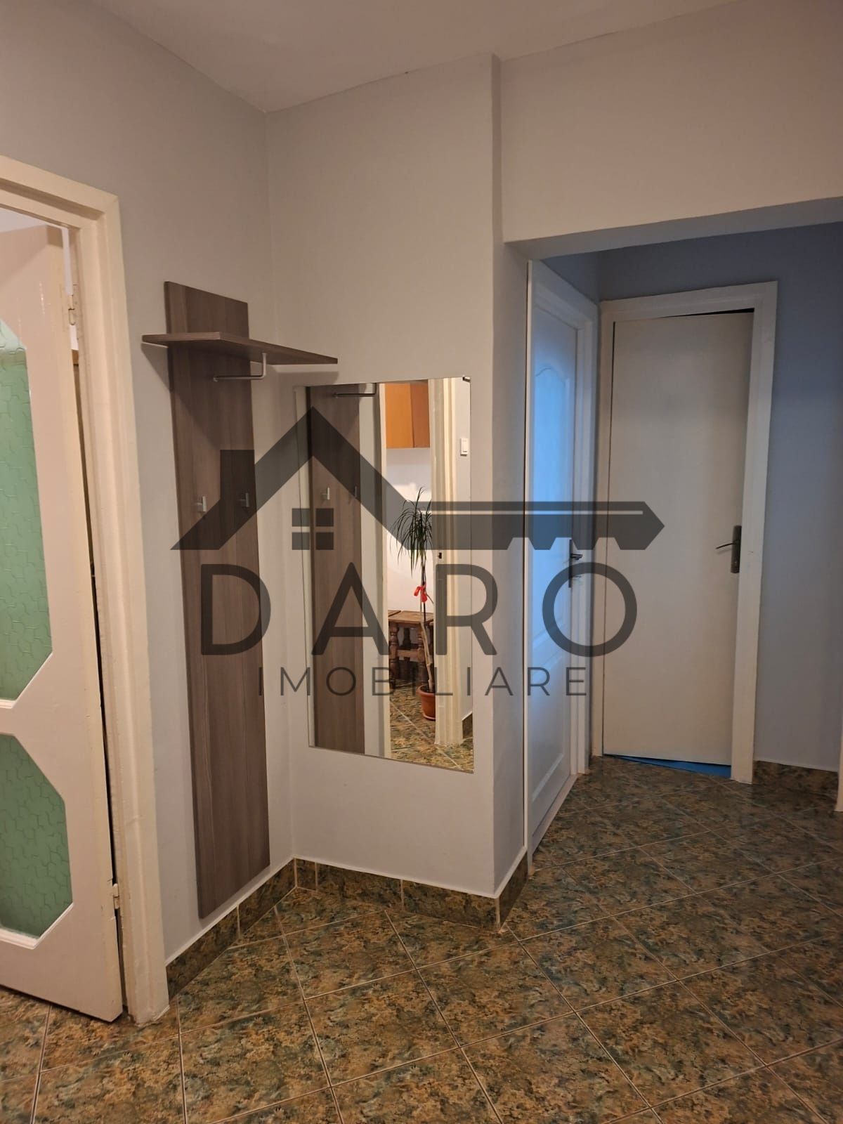 Dau in chirie apartament 2 camere, cartier Tudor — fotografia 7