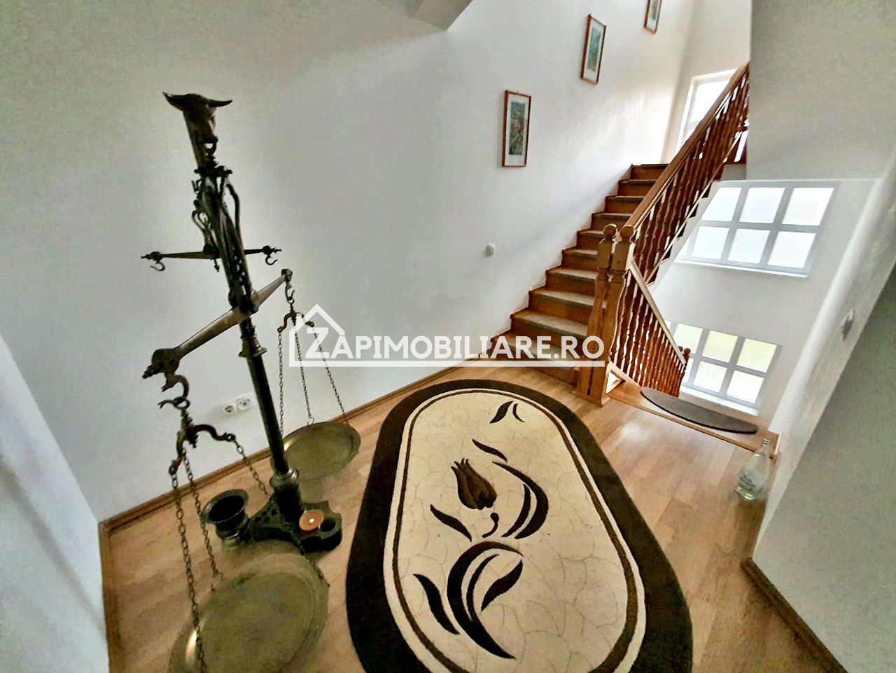 Casa 6 camere, 295 mp.utili, 1.000 mp teren, cartier Unirii — fotografia 10