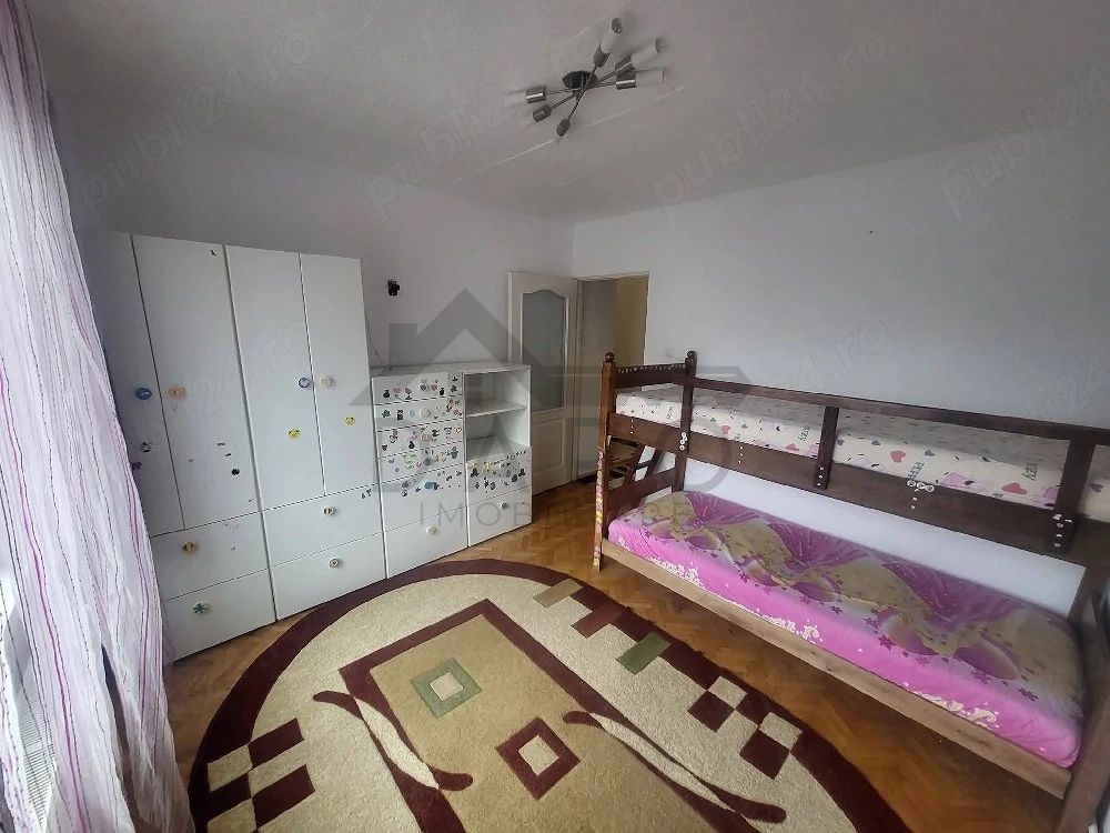 inchiriez apartament 3 camere 2 bai in Unirii Târgu Mureș — fotografia 4