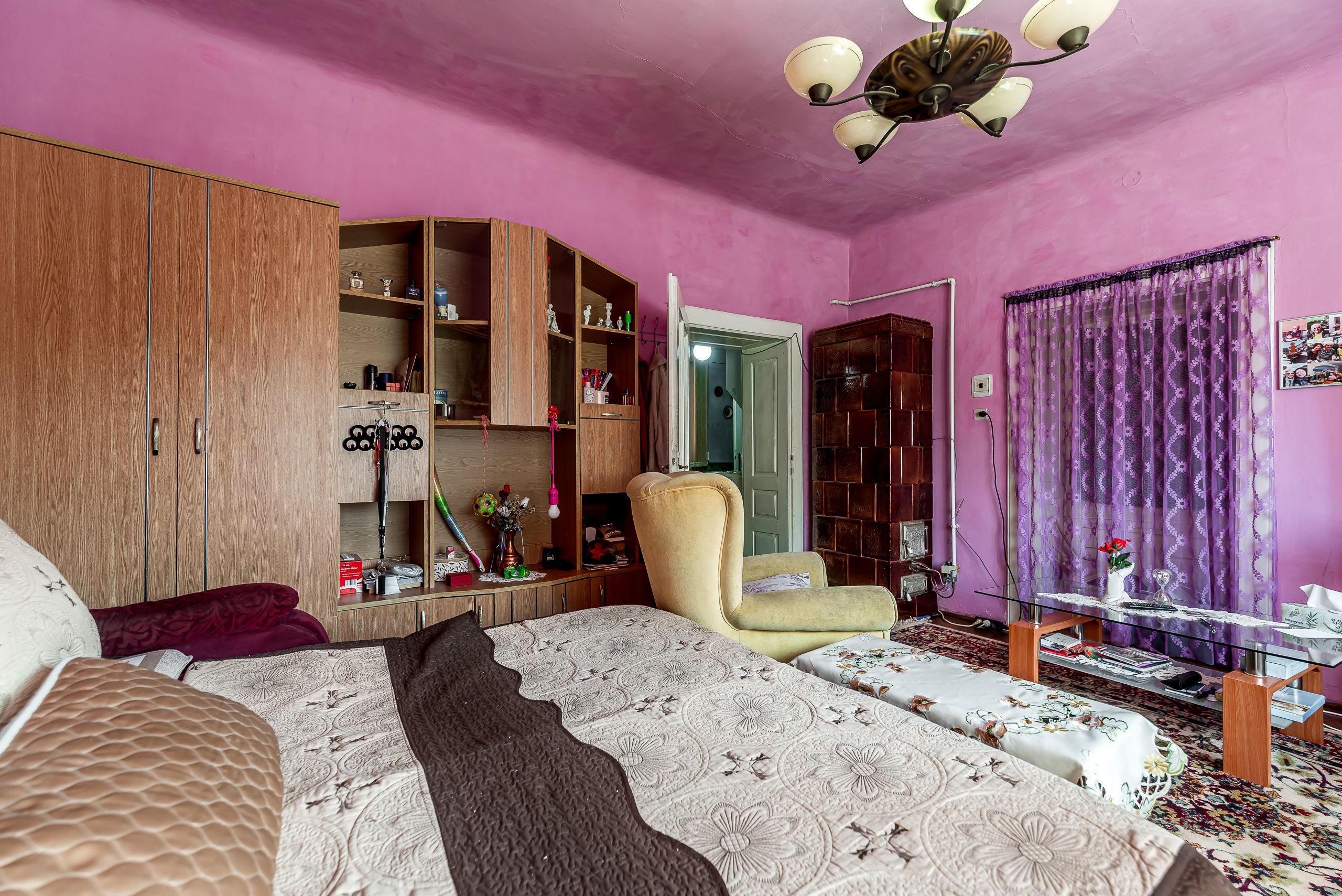 Casa 3 camere, bucatarie si baie, in zona centrala din Chisineu-Cris — fotografia 11
