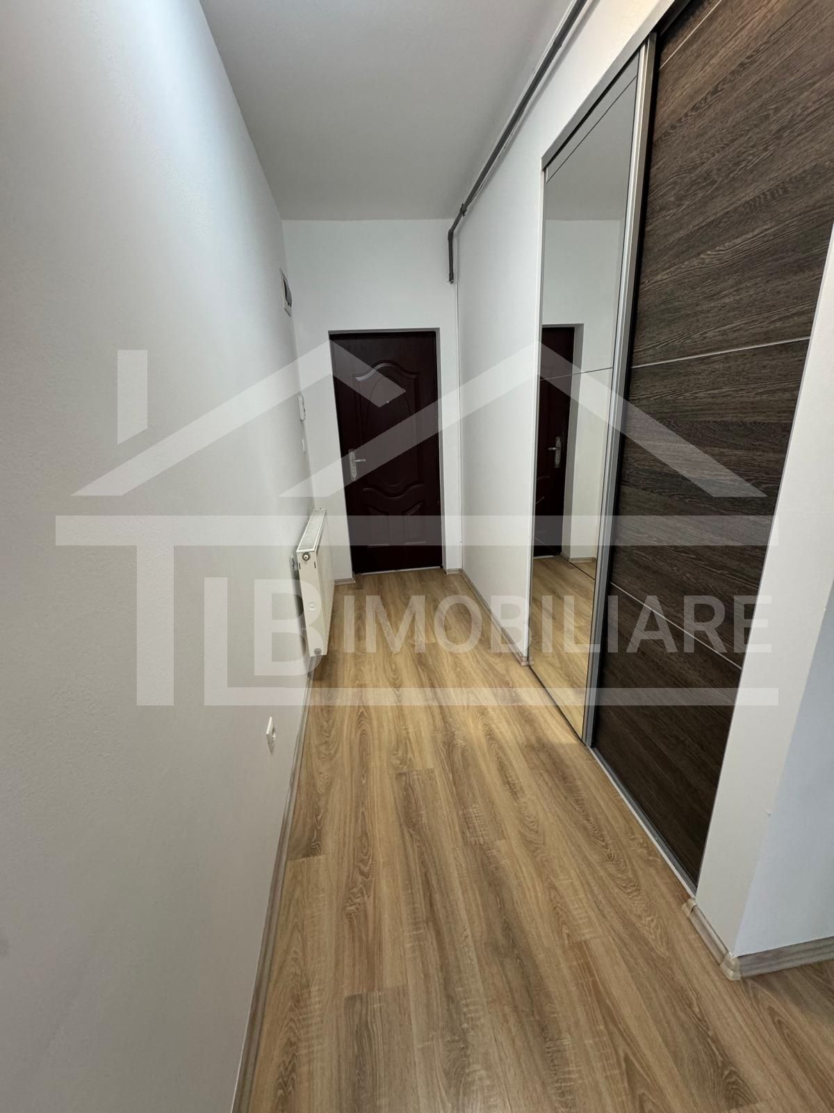 Apartament cu 2 camere, 70mp, terasa, parcare, Zona Centrala — fotografia 12