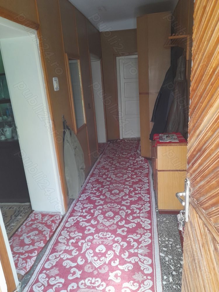 BRASADAS vinde casa cu 4 cam in zonă Closca — fotografia 3