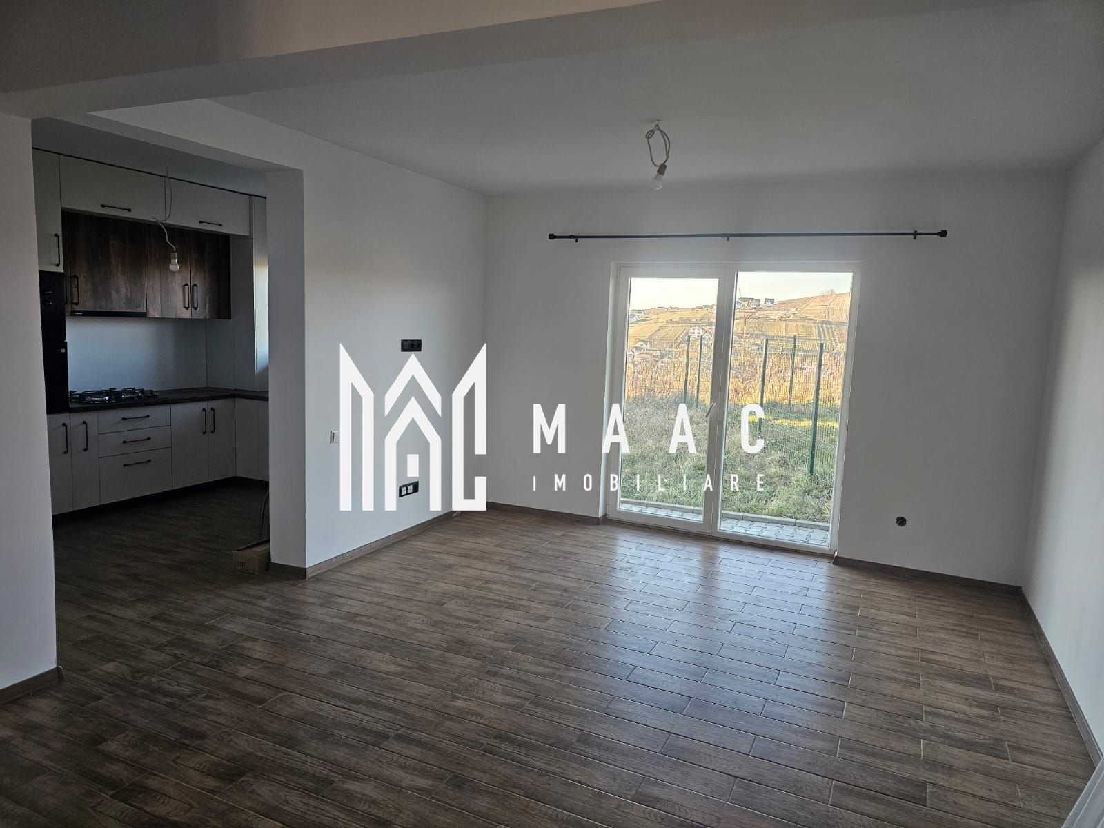 Casă tip duplex | Curte 320 mp | Viile Sibiului