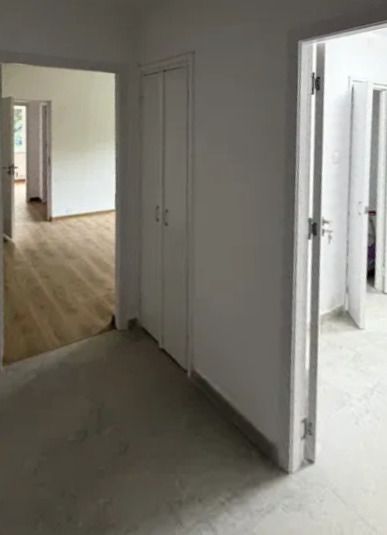 Apartament 2 camere Renovat complet zona Garii — fotografia 3