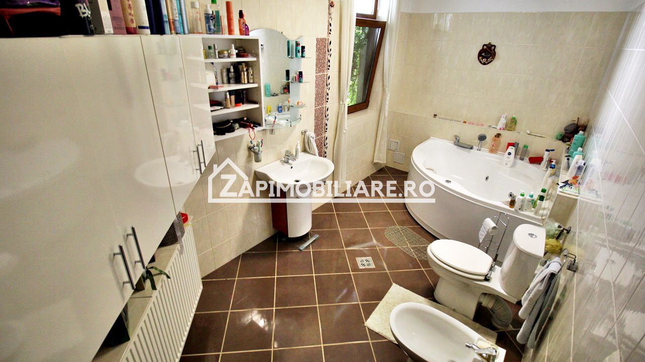 Casa 3 camere 174mp,1.522 mp.teren,garaj,livadă 0% comision — fotografia 5