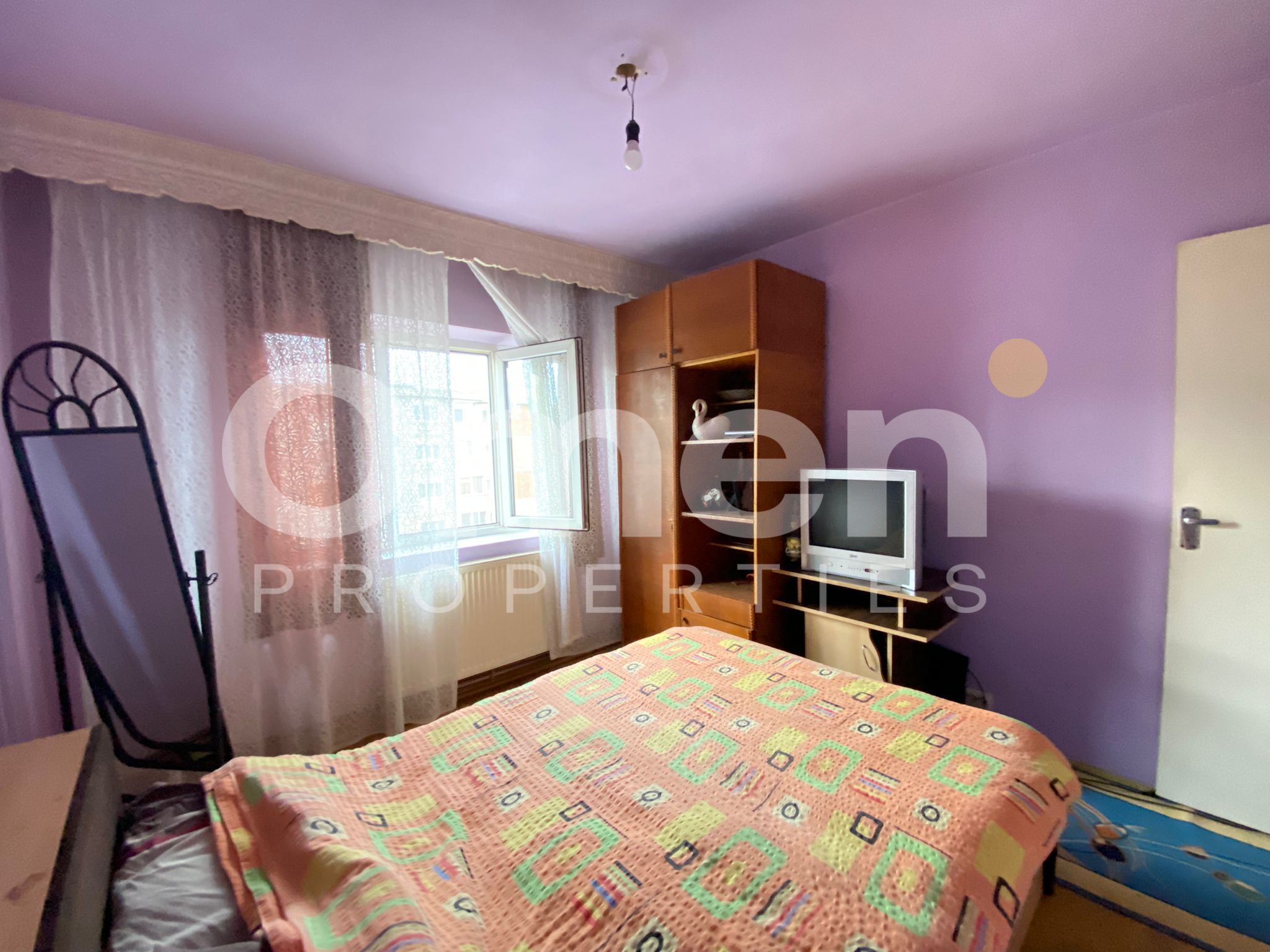 Apartament cu 3 camere, decomandat, etaj intermediar, zona Farmacia Somesan — fotografia 3