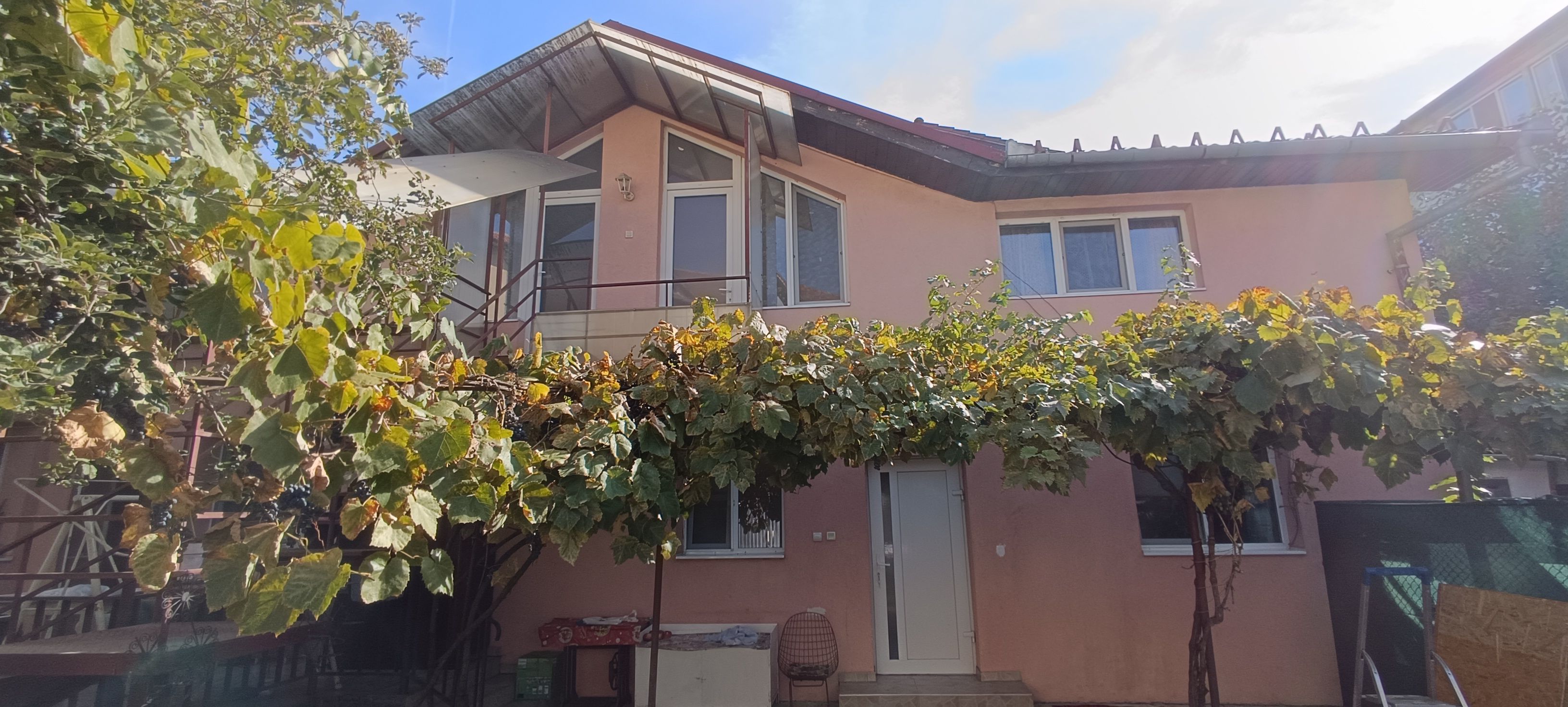 Apartament de închiriat la curte comună chiar în Complexul Studențesc — fotografia 3