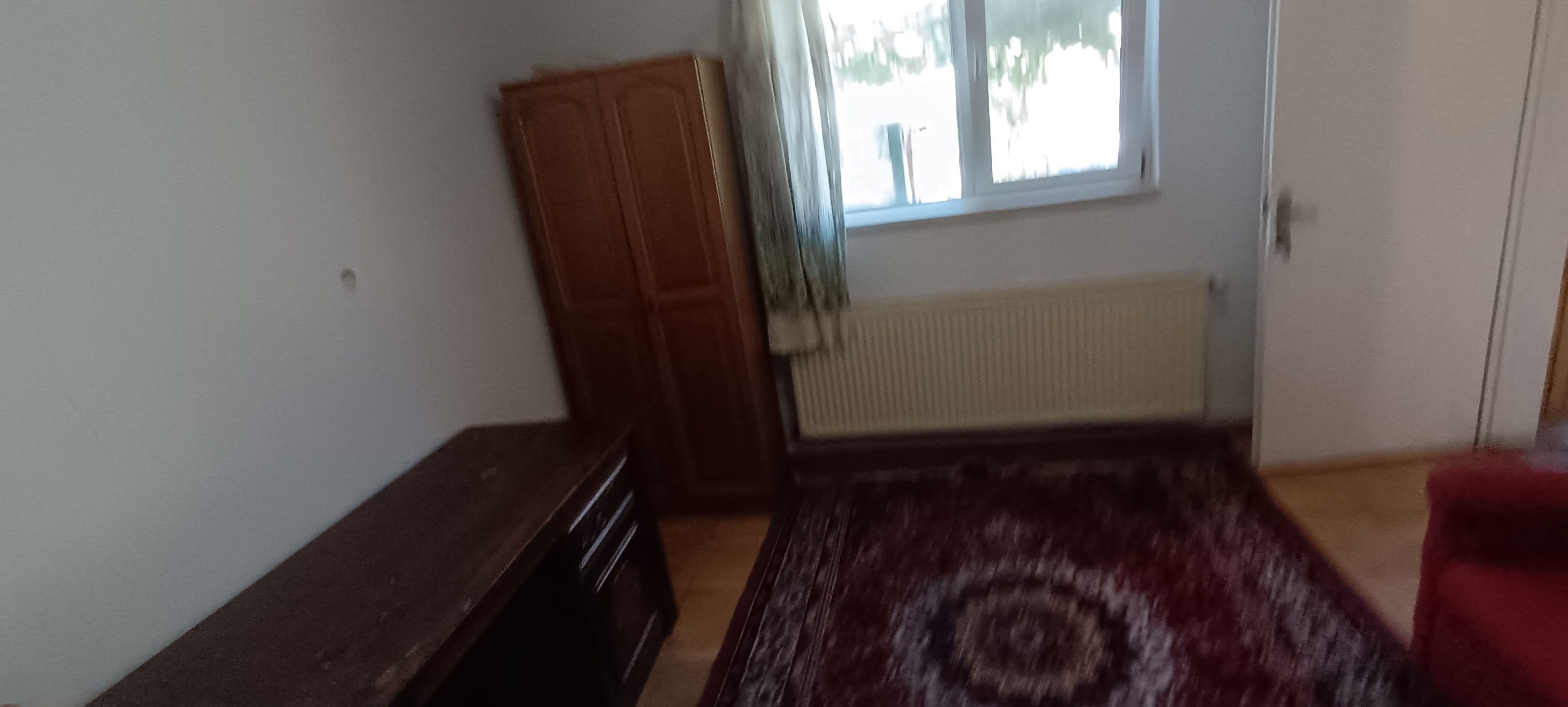 Apartament de închiriat la curte comună chiar în Complexul Studențesc — fotografia 6