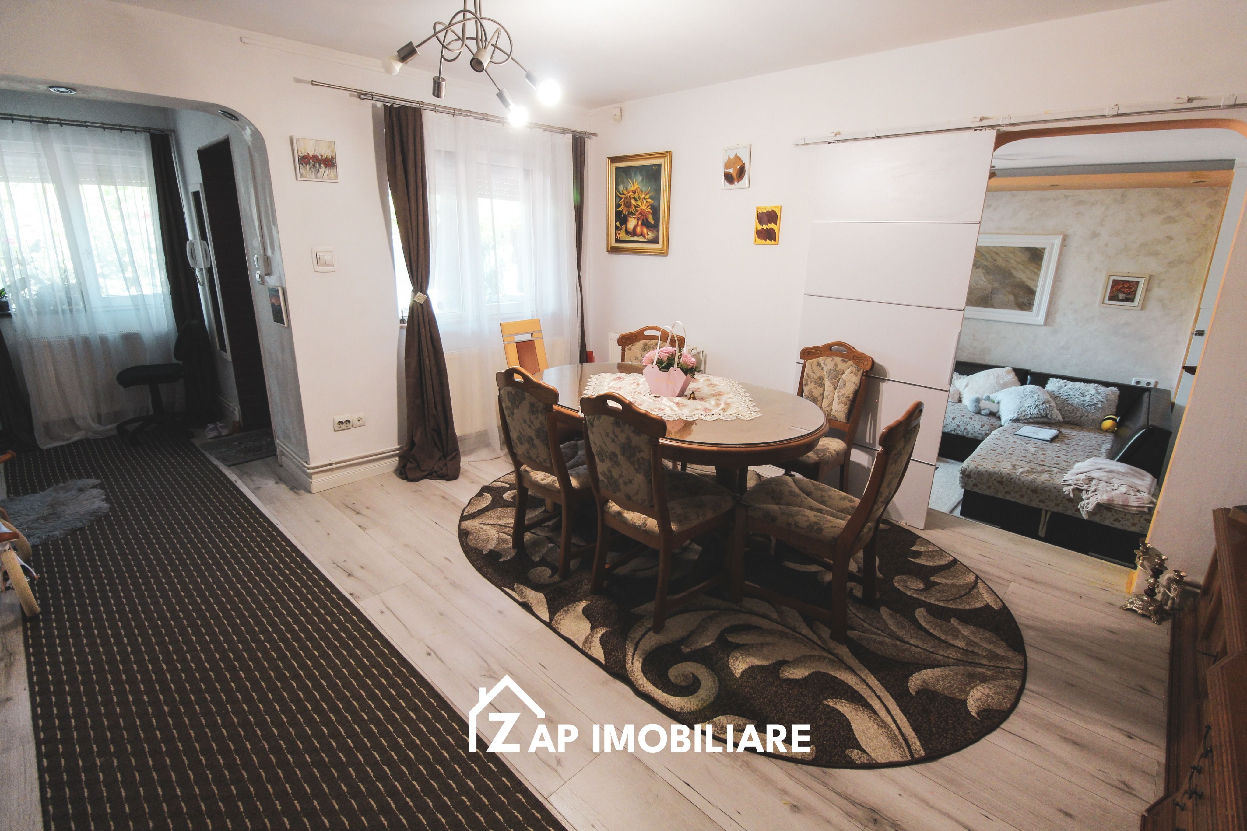 Casă 5 camere -  P+M  - Sangeorgiu de Mures - Zona Nordului — fotografia 4