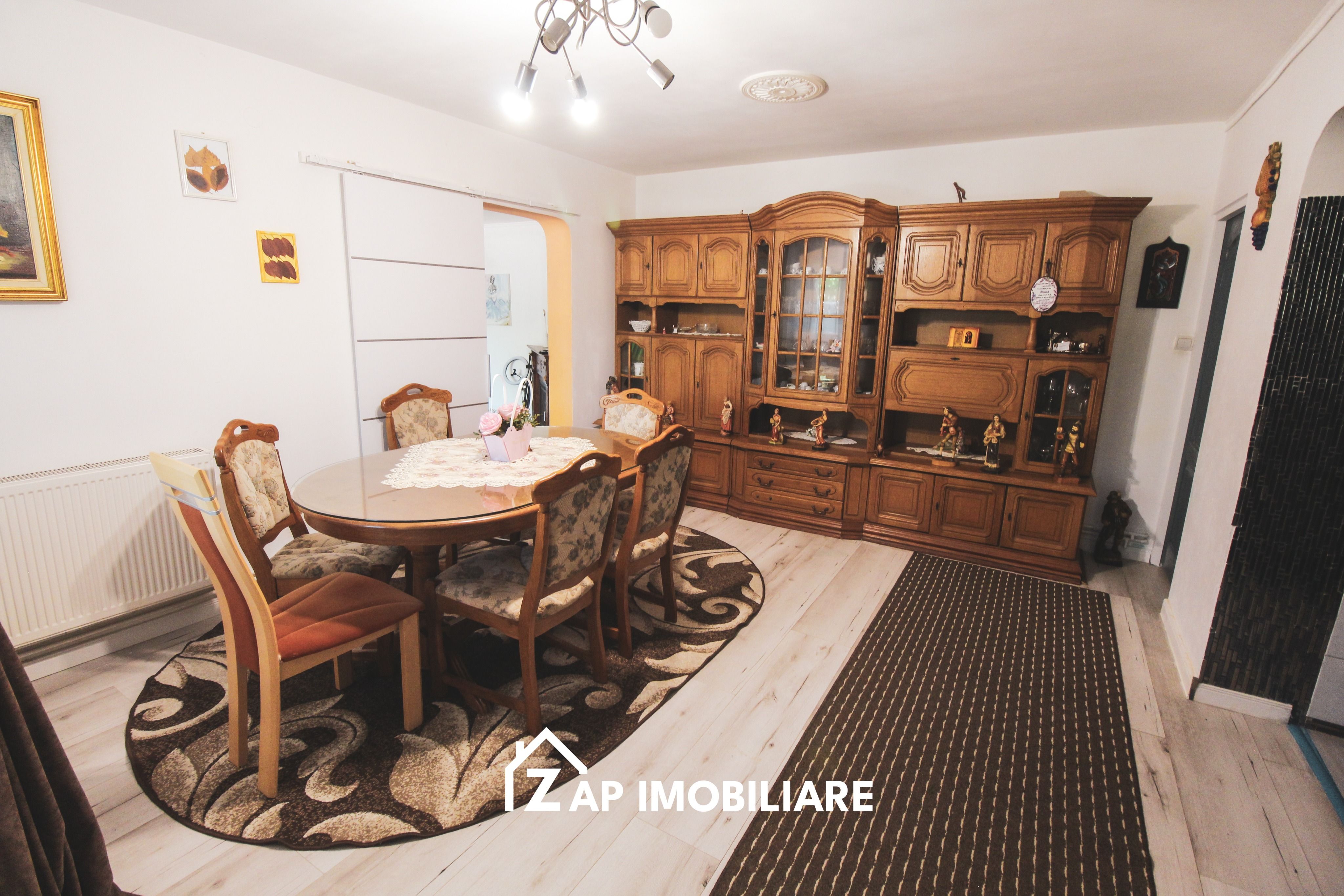 Casă 5 camere -  P+M  - Sangeorgiu de Mures - Zona Nordului — fotografia 5