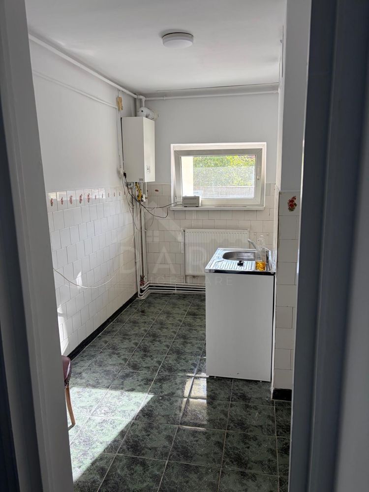 Vindem apartament 2 camere ultracentral — fotografia 6