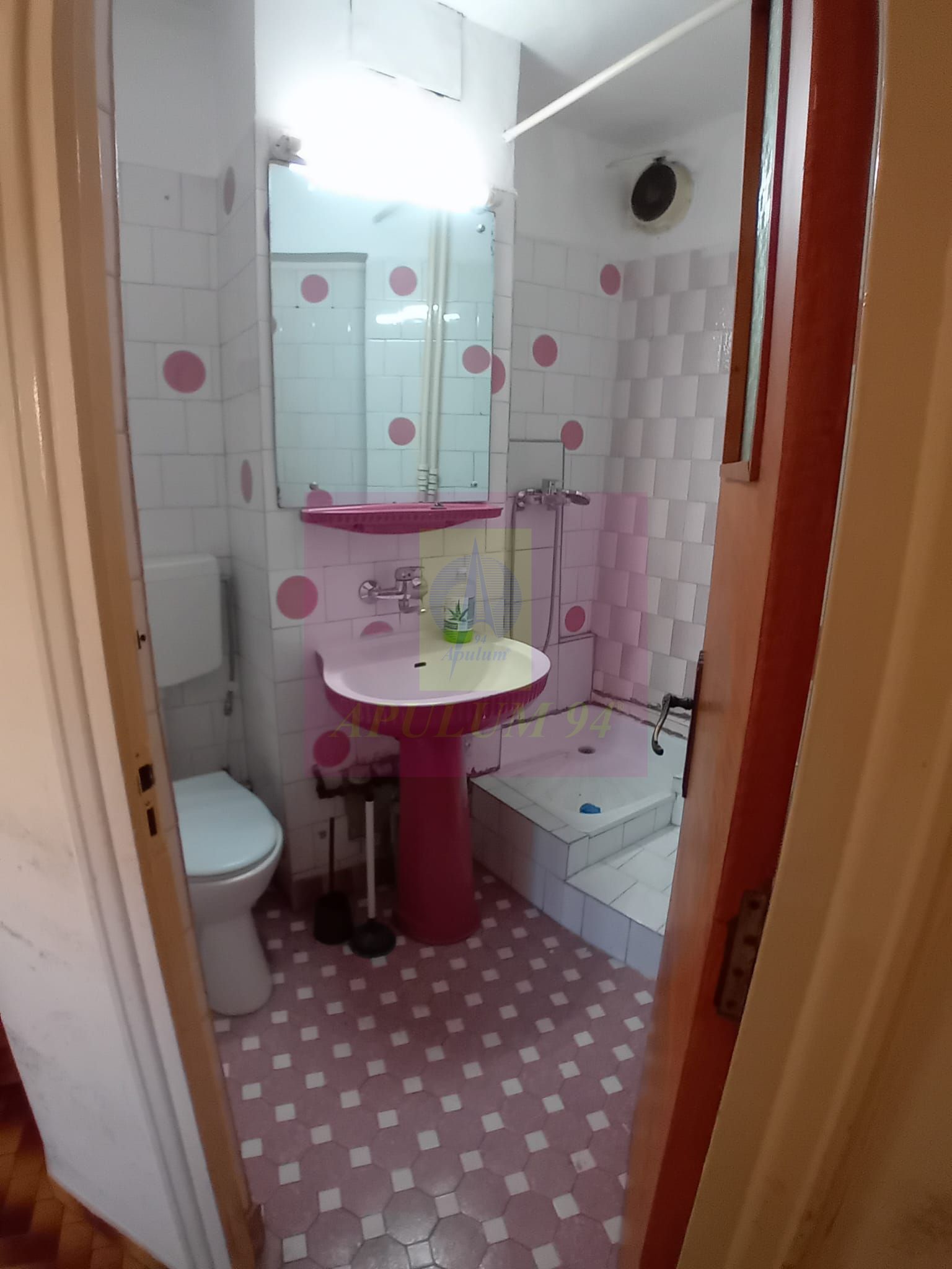 Vanzare apartament de 4 camere la Casa Poporului-stradal — fotografia 6