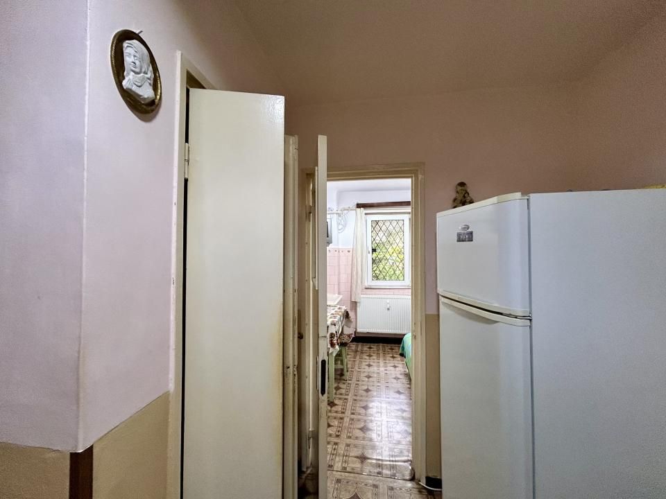 Apartament 2 camere, semidecomandat, parter, Nord, Ploiesti — fotografia 4