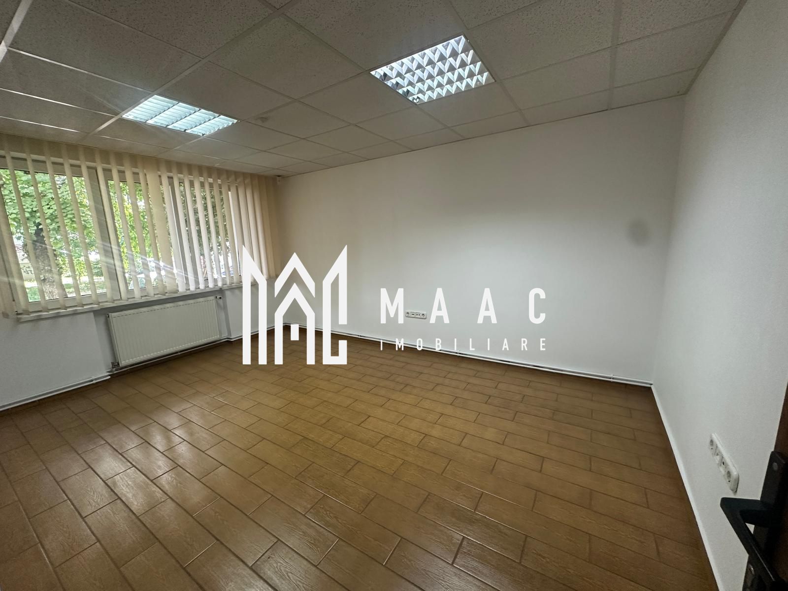 Apartament de vanzare 4 camere | Central, Sibiu | 62 mp, renovat, parter