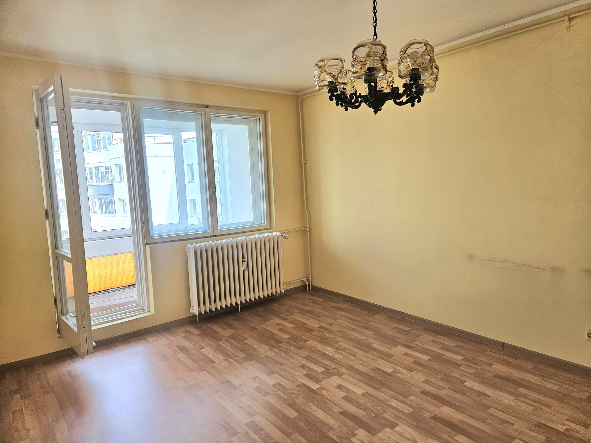 Vand apartament 2 camere la 5 minute de metrou Tineretului — fotografia 14