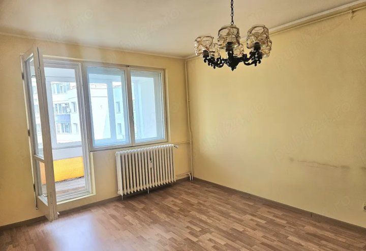 Vand apartament 2 camere la 5 minute de metrou Tineretului — fotografia 3