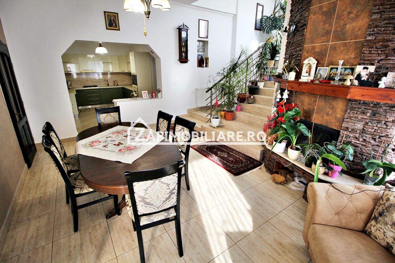 Casa 8 camere,4 bai,482mp,1.100mp teren,2 garaje,0% comision