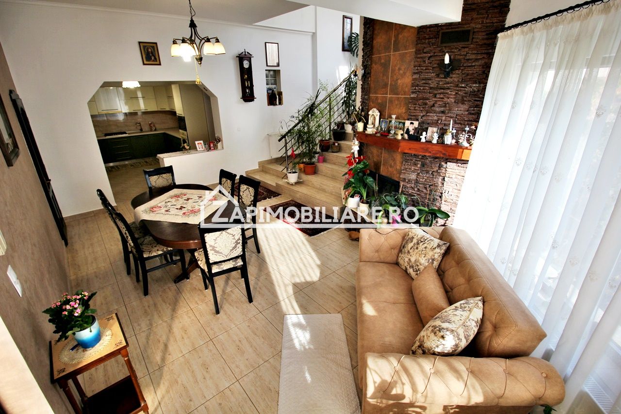 Casa 8 camere,4 bai,482mp,1.100mp teren,2 garaje,0% comision — fotografia 18